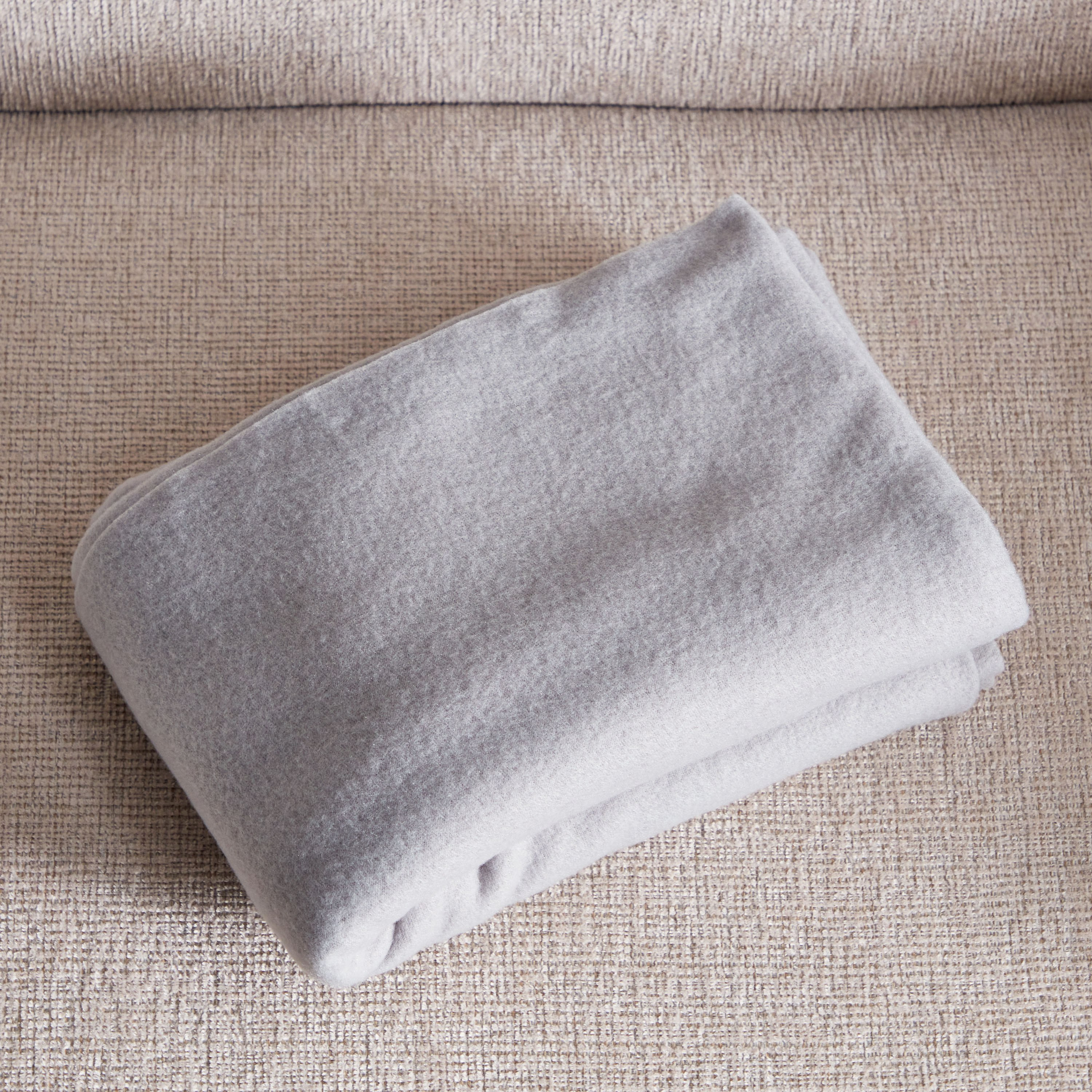 Atlanta Solid Recycled Polar Fleece Throw - 120x160 cm-hbxhomeware-hbxbedroom-image-4