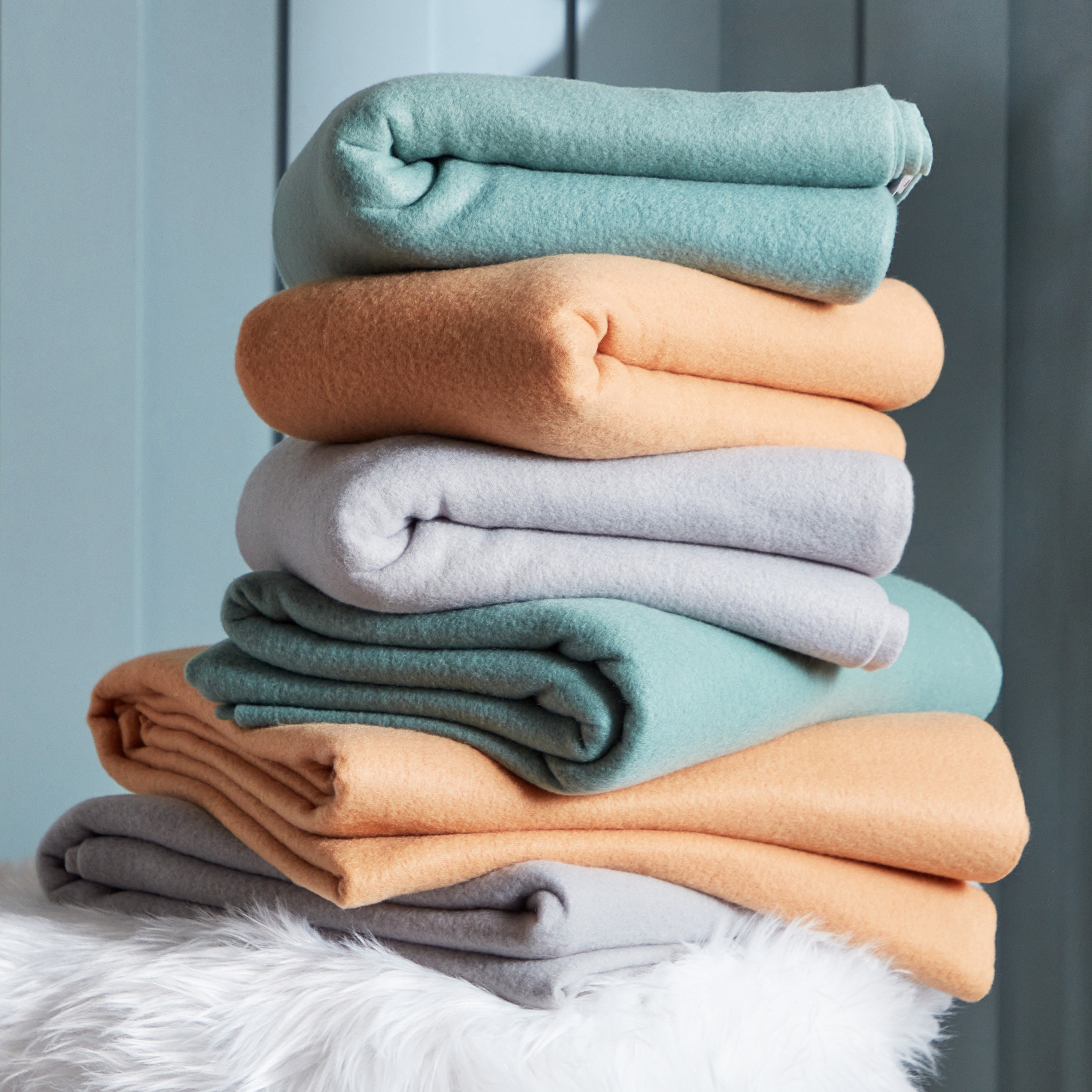 Atlanta Solid Recycled Polar Fleece Twin Blanket - 150x200 cm-hbxhomeware-hbxbedroom-image-6