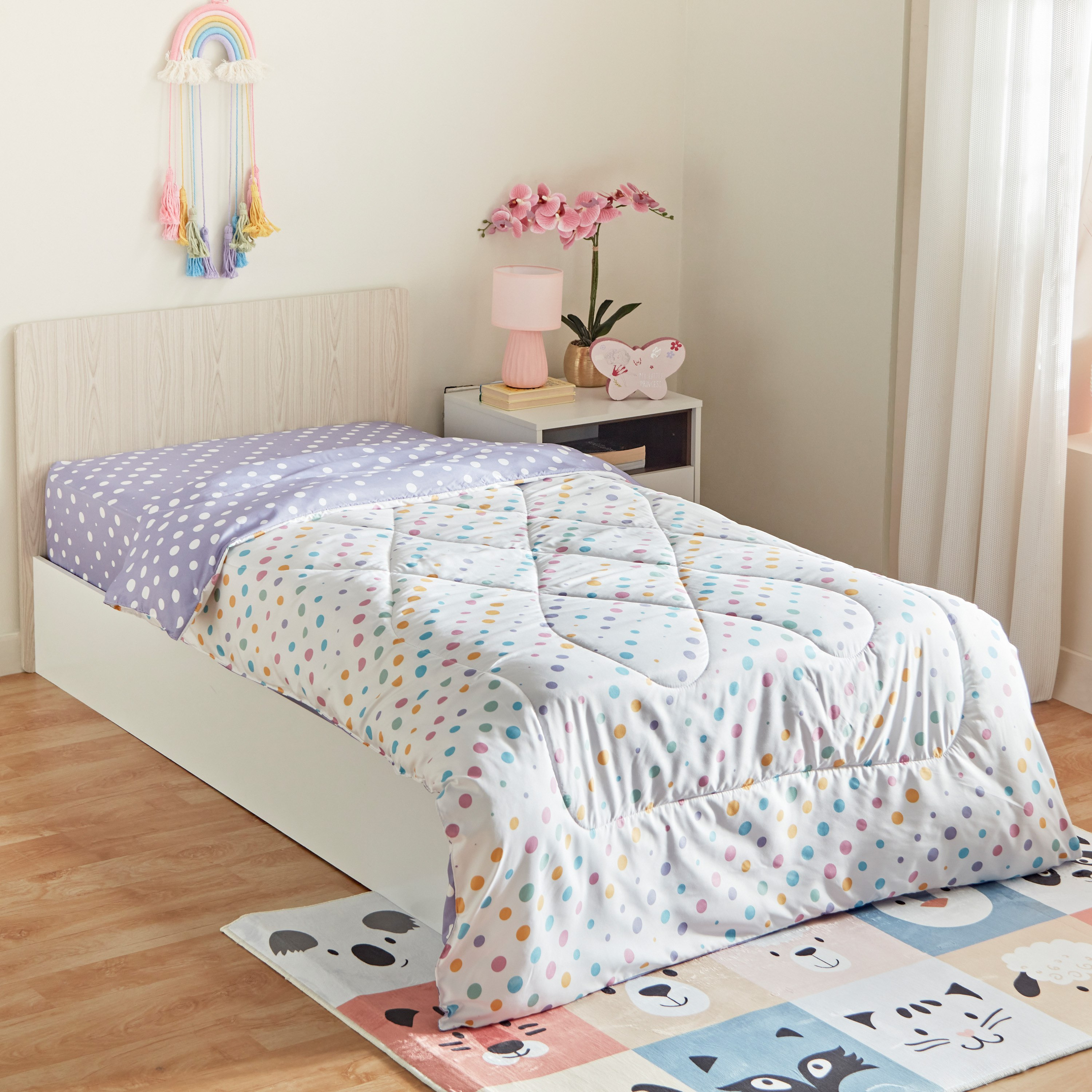لحاف فردي ألياف دقيقة منقّط من نورا - 135x220 سم-hbxhomeware-hbxkidsandyouth-image-1