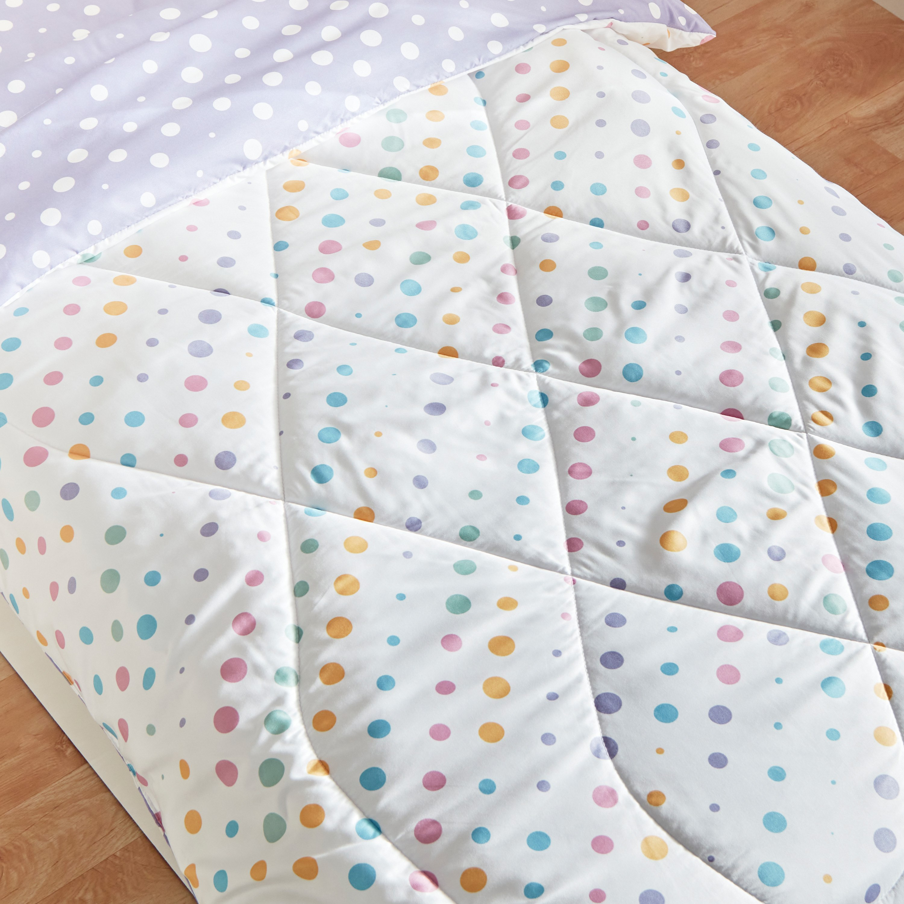 لحاف فردي ألياف دقيقة منقّط من نورا - 135x220 سم-hbxhomeware-hbxkidsandyouth-image-4