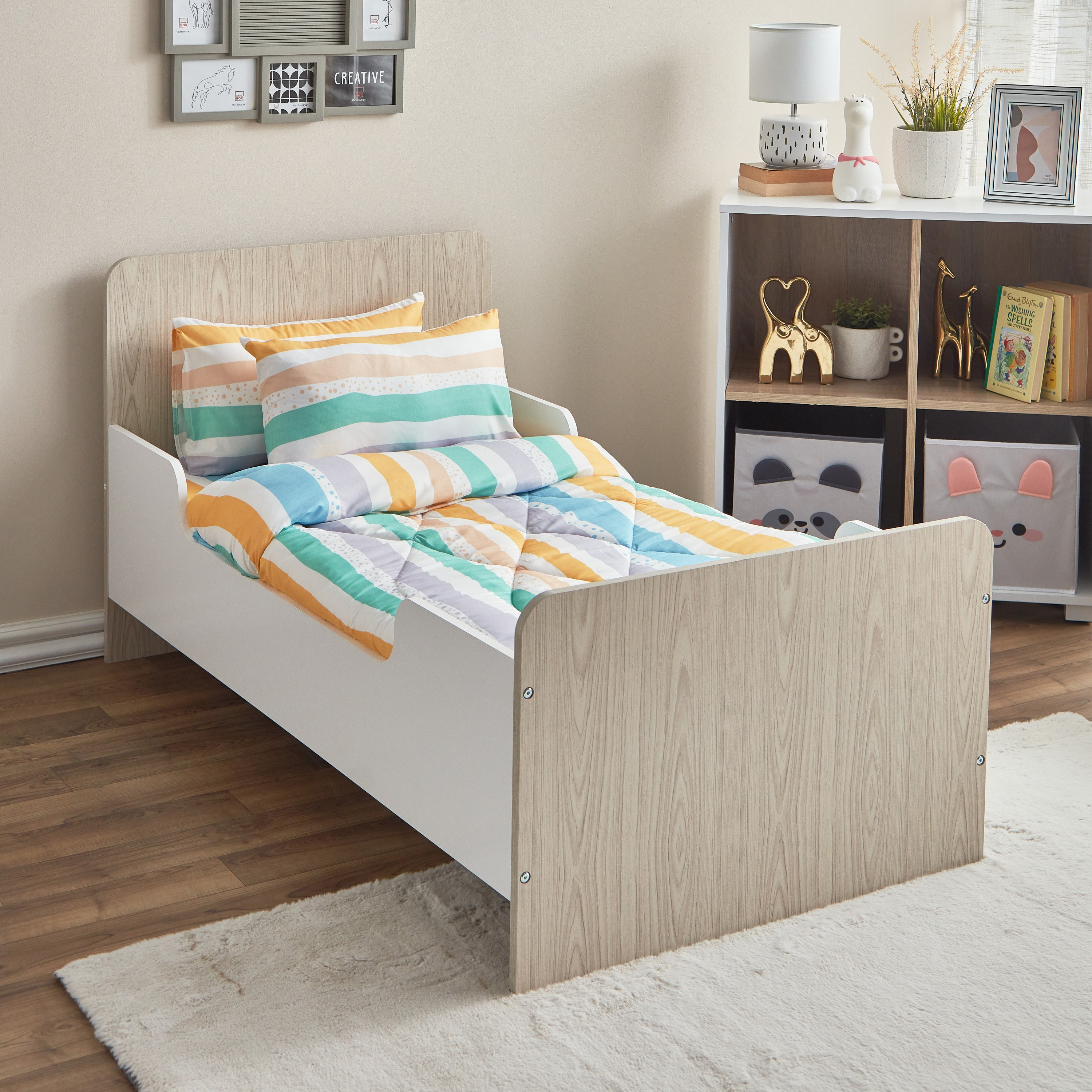 لحاف مع شرشف مطاطي وغطاء وسادة للأطفال من الألياف الدقيقة من نورا - 100x150 سم-hbxhomeware-hbxkidsandyouth-image-1