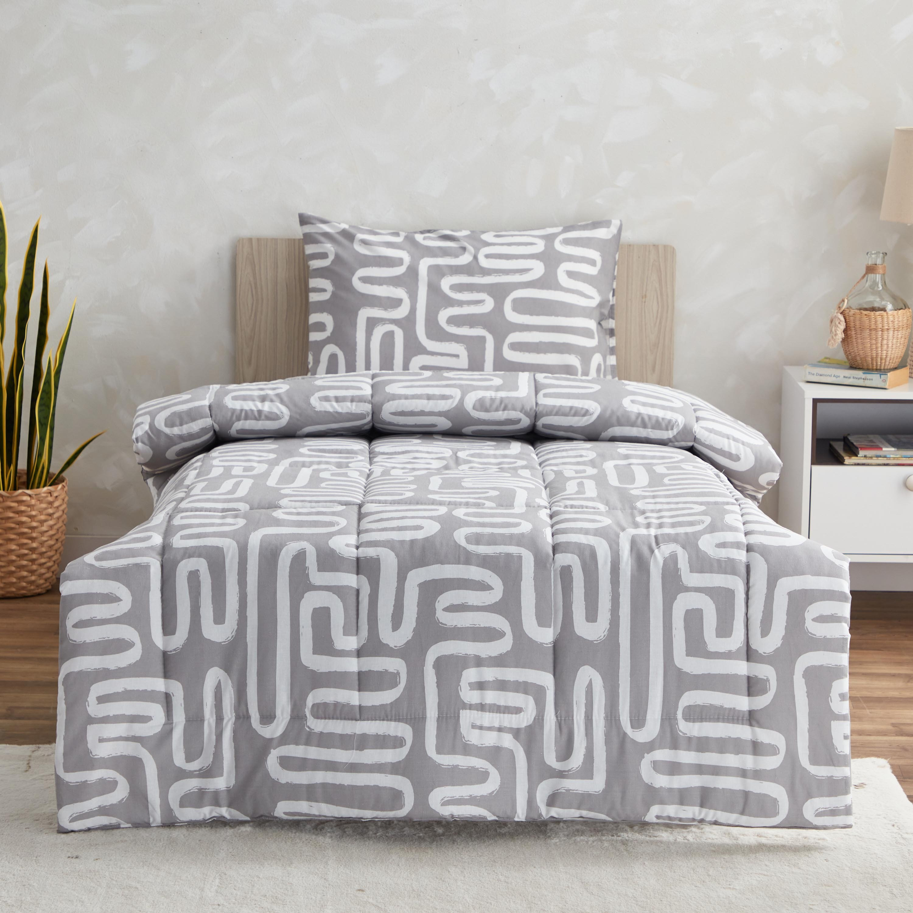 طقم لحاف فردي قطعتين من القطن والبوليستر من ألبانيا ليزهي- 135x220 سم-hbxhomeware-hbxdecorandfurnishings-image-1