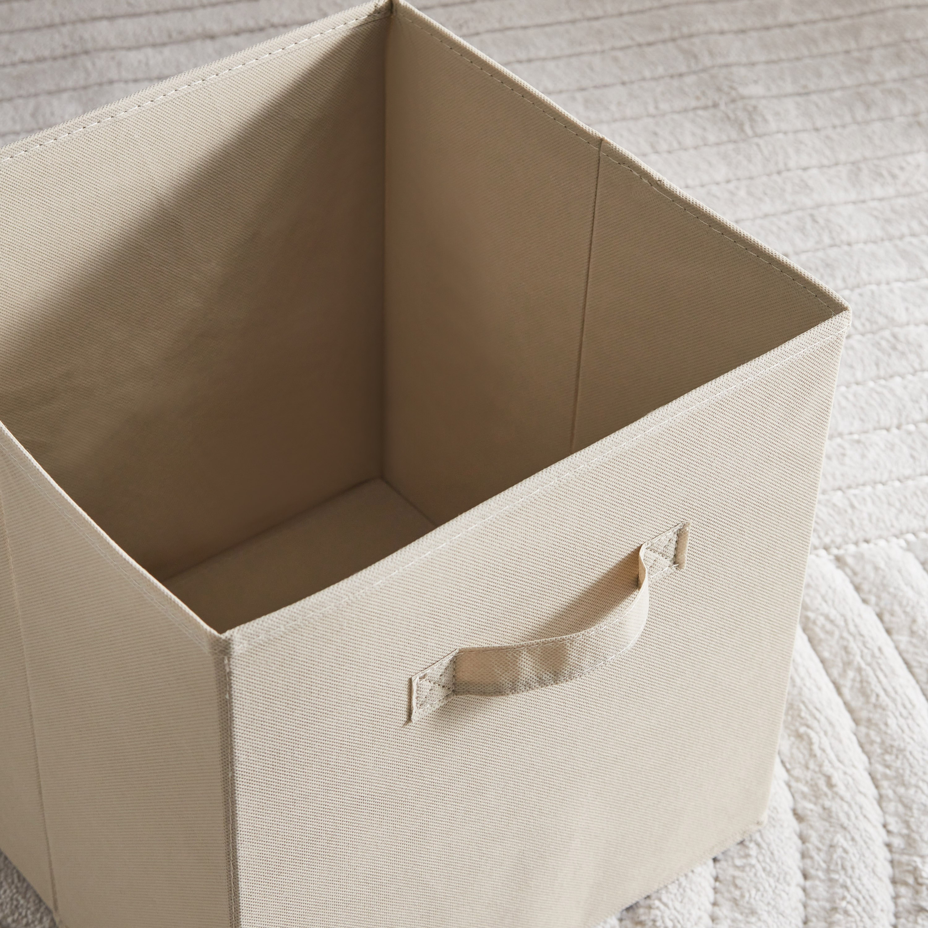 صندوق قماش على شكل مكعب من أوليف- 32x33x32 سم-hbxbedroom-bedroomaccessories-bedroomstorage-image-3