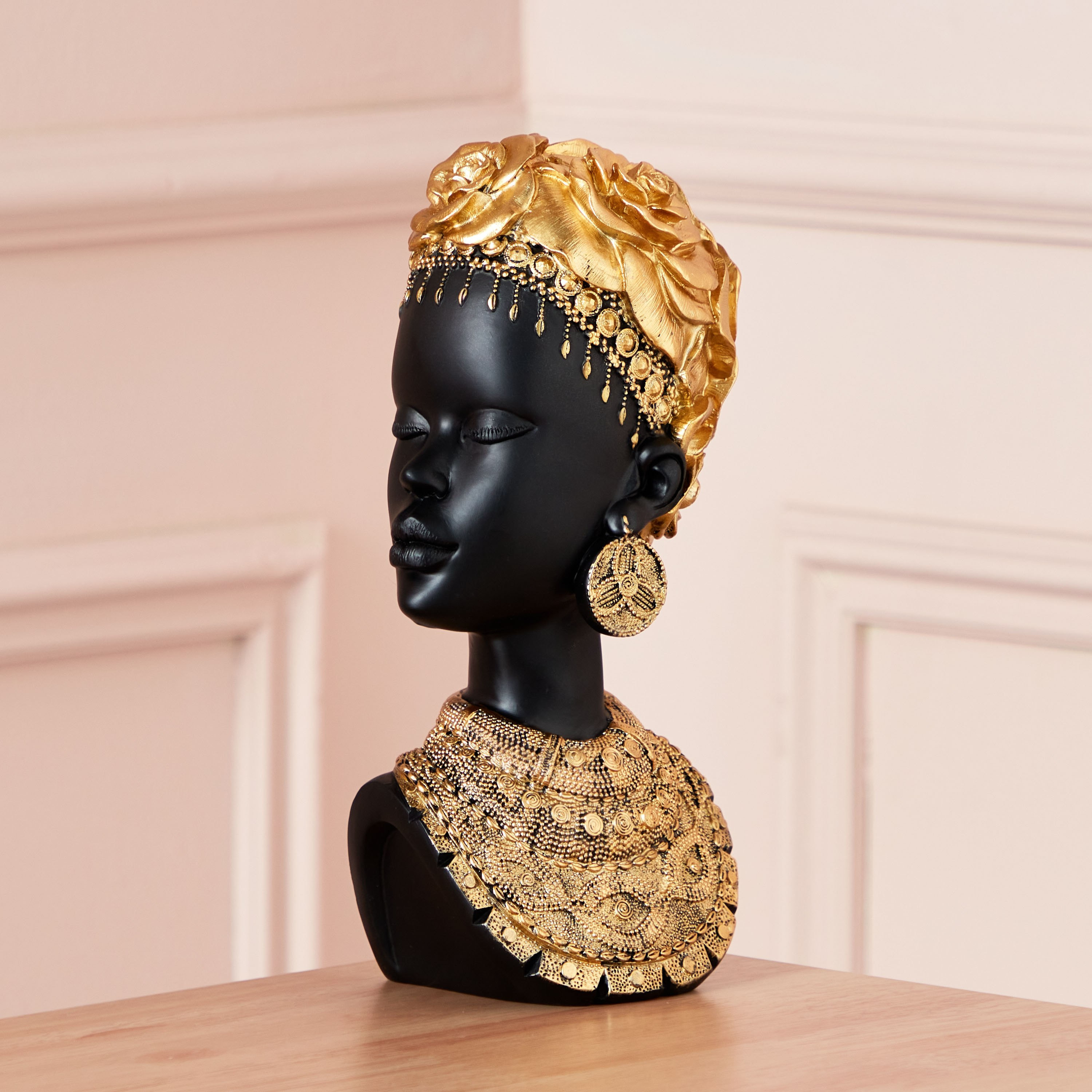تمثال سيدة مع اكسسوارات من سيم - 17x17x27.5 سم-hbxhomeware-homedecor-figurinesandornaments-image-2