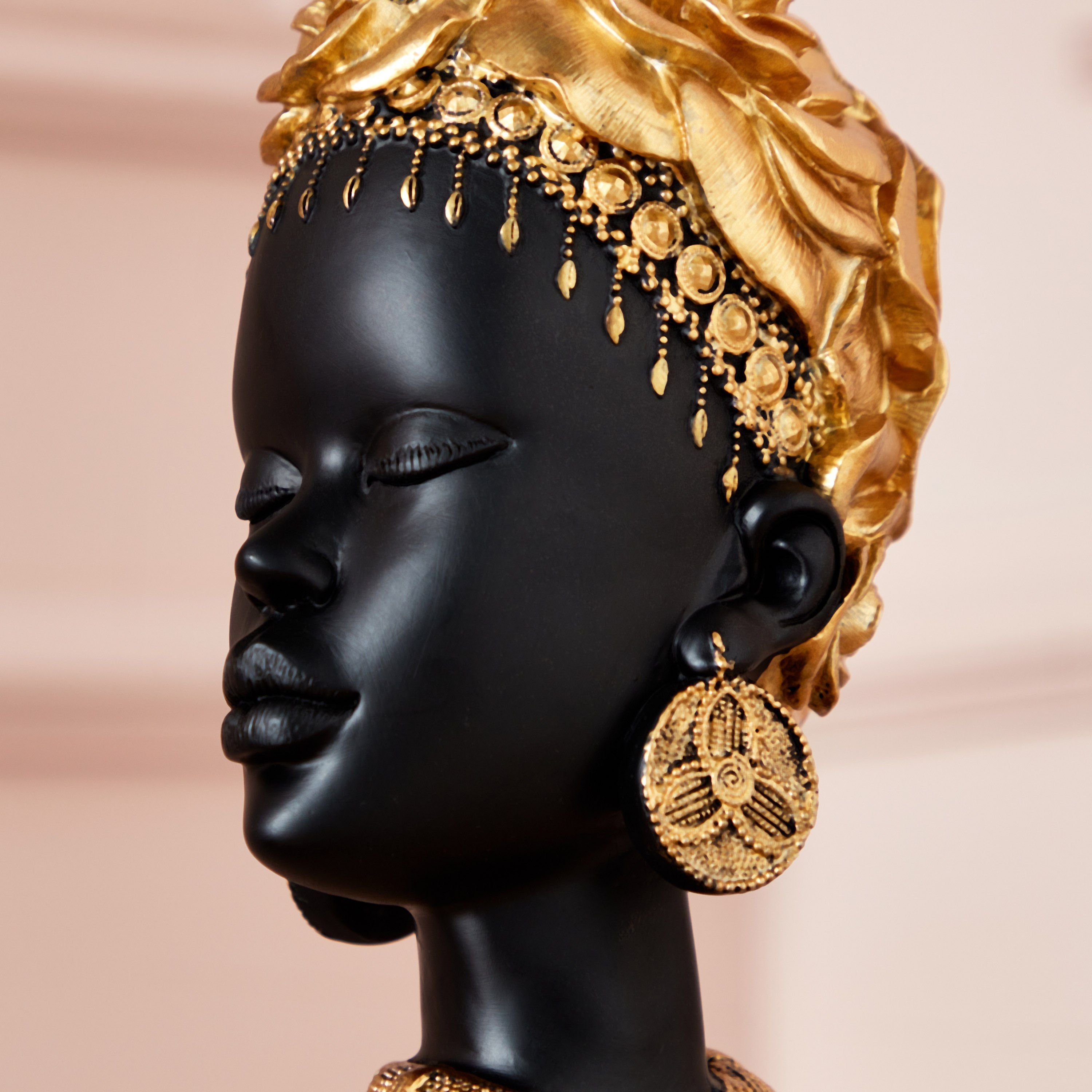 تمثال سيدة مع اكسسوارات من سيم - 17x17x27.5 سم-hbxhomeware-homedecor-figurinesandornaments-image-4
