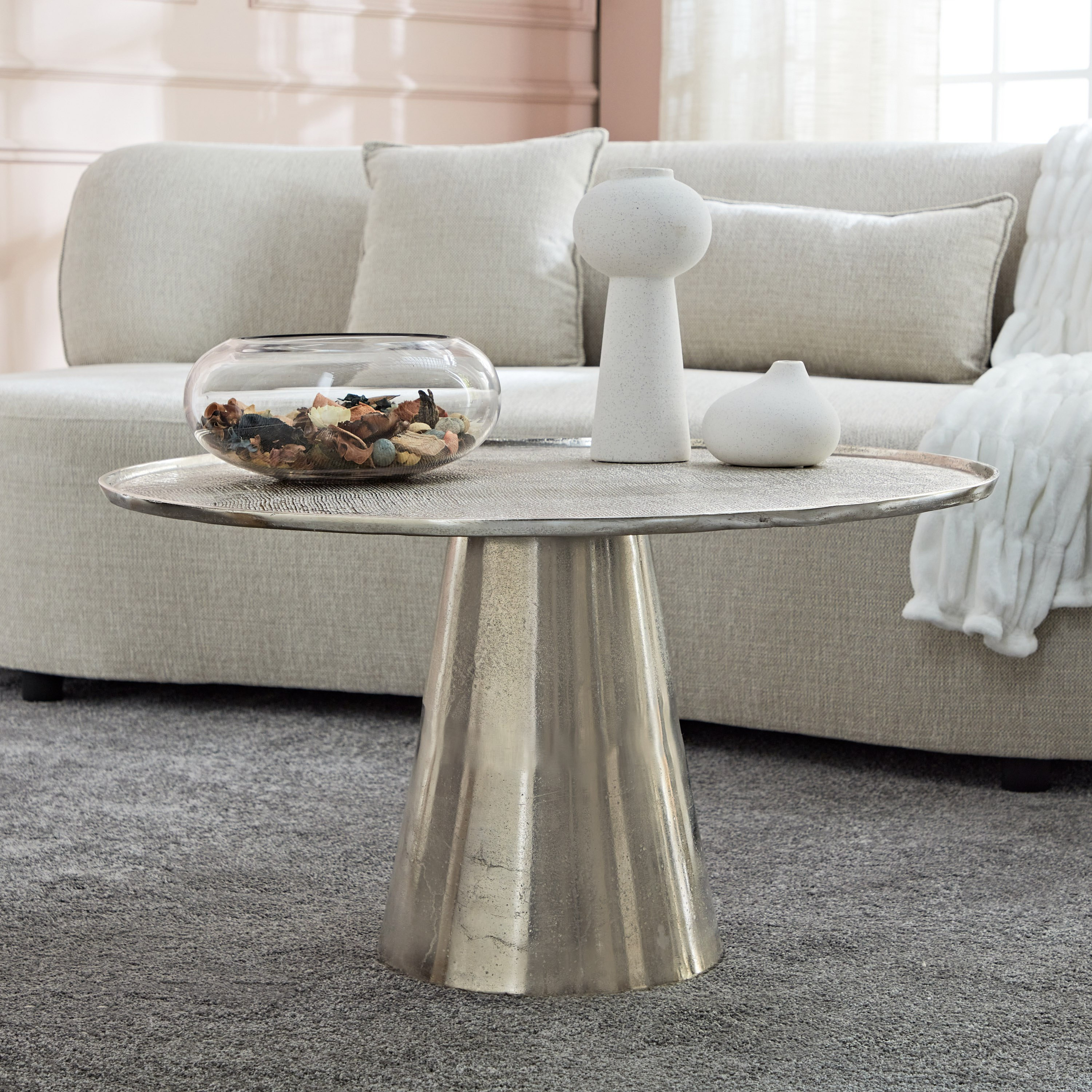 طاولة قهوة من الألومنيوم المصبوب - فلينت من فيندرا-PROMO_HB_UAE_HBX10_280126-image-1