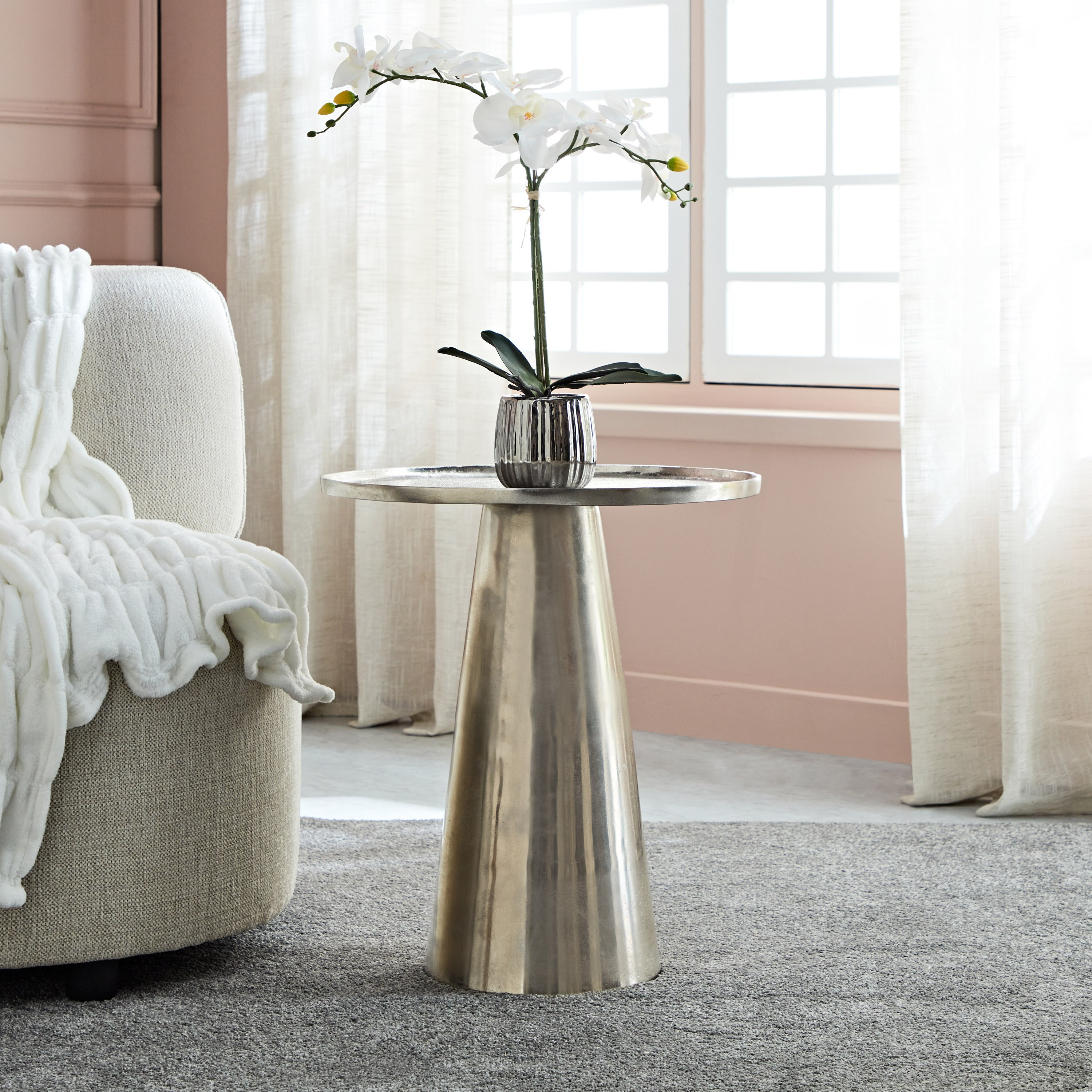 طاولة جانبية من الألومنيوم المصبوبة - فلينت من فيندرا-hbxfurniture-livingroom-endtables-image-1