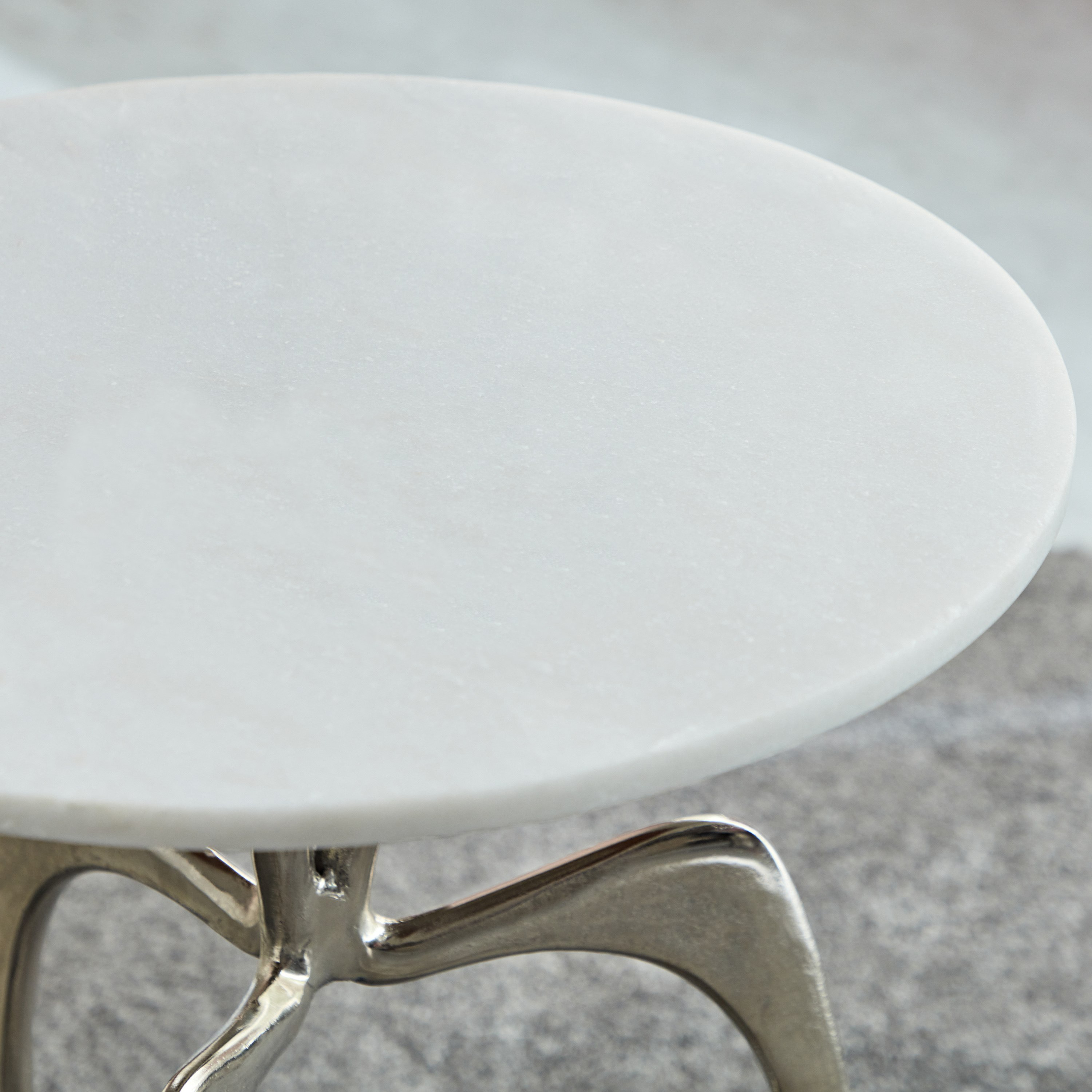 طاولة جانبية بسطح من الرخام الأصلي - أرك من فيندرا-hbxfurniture-livingroom-endtables-image-3