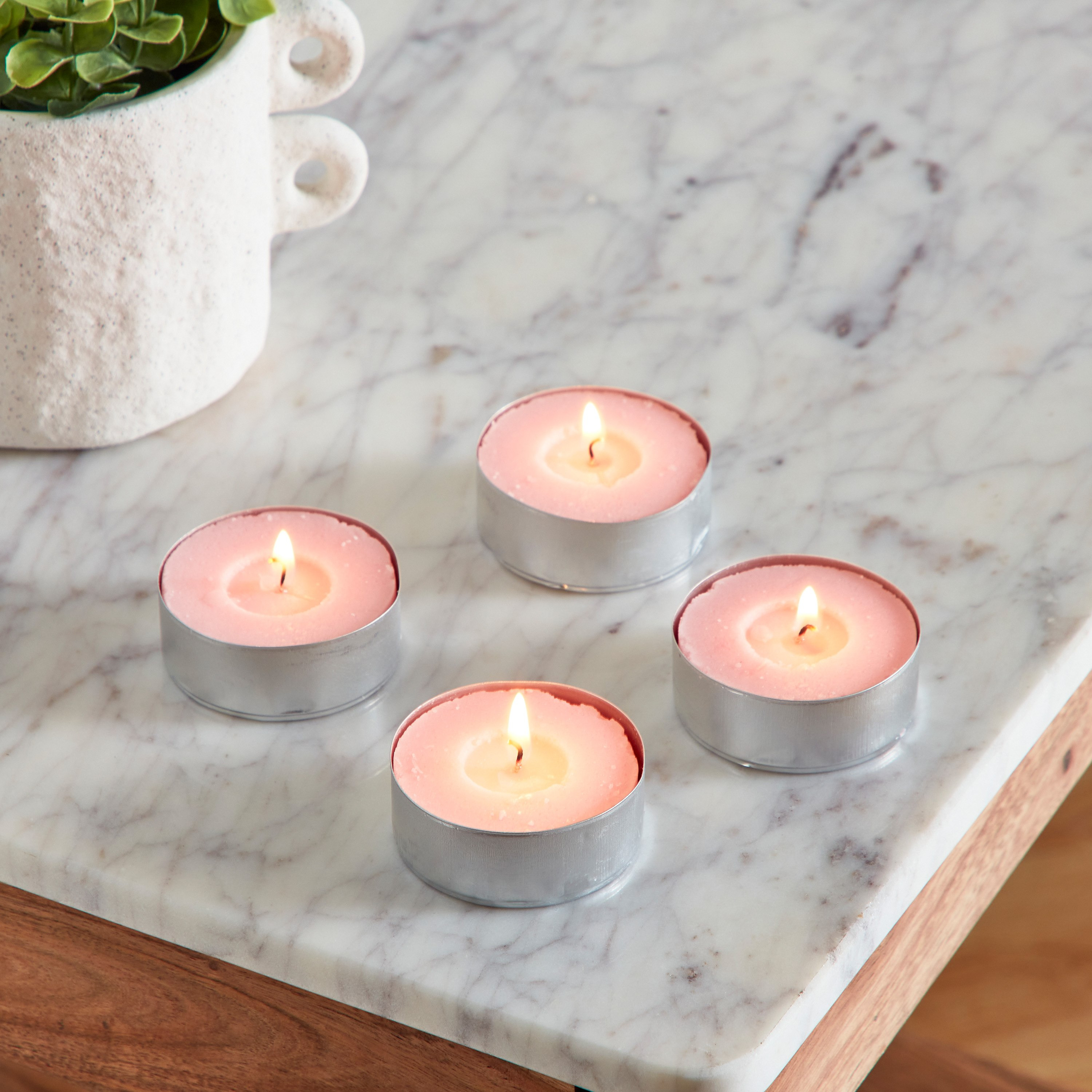 طقم شموع صغيرة 4 قطع برائحة الورد من فيلا - 152 جرام-hbxlivingroom-decorandaccessories-candles-image-2