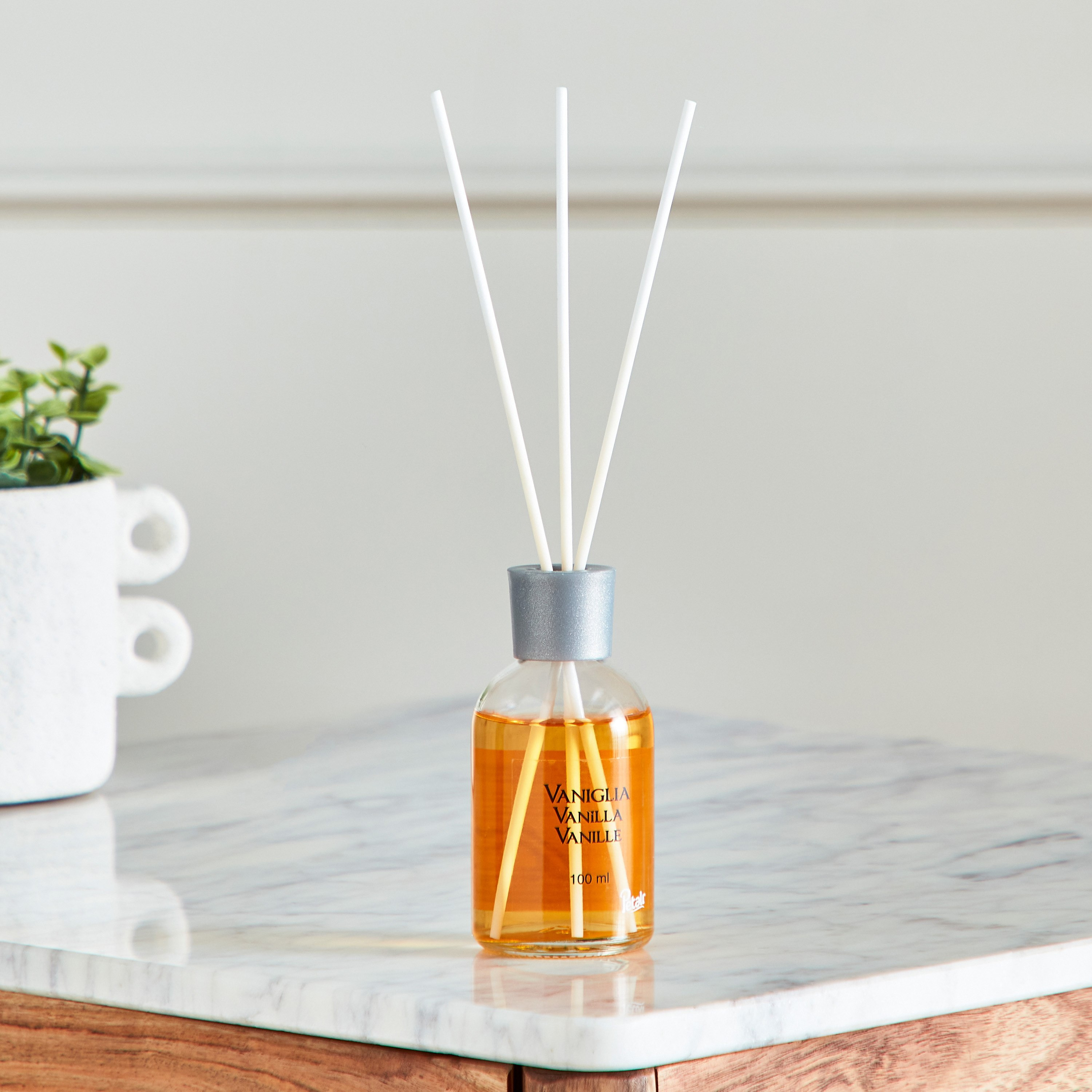Vela Vanilla Reed Diffuser - 100 ml-PROMO_HB_AE_B1G1_250925-image-1