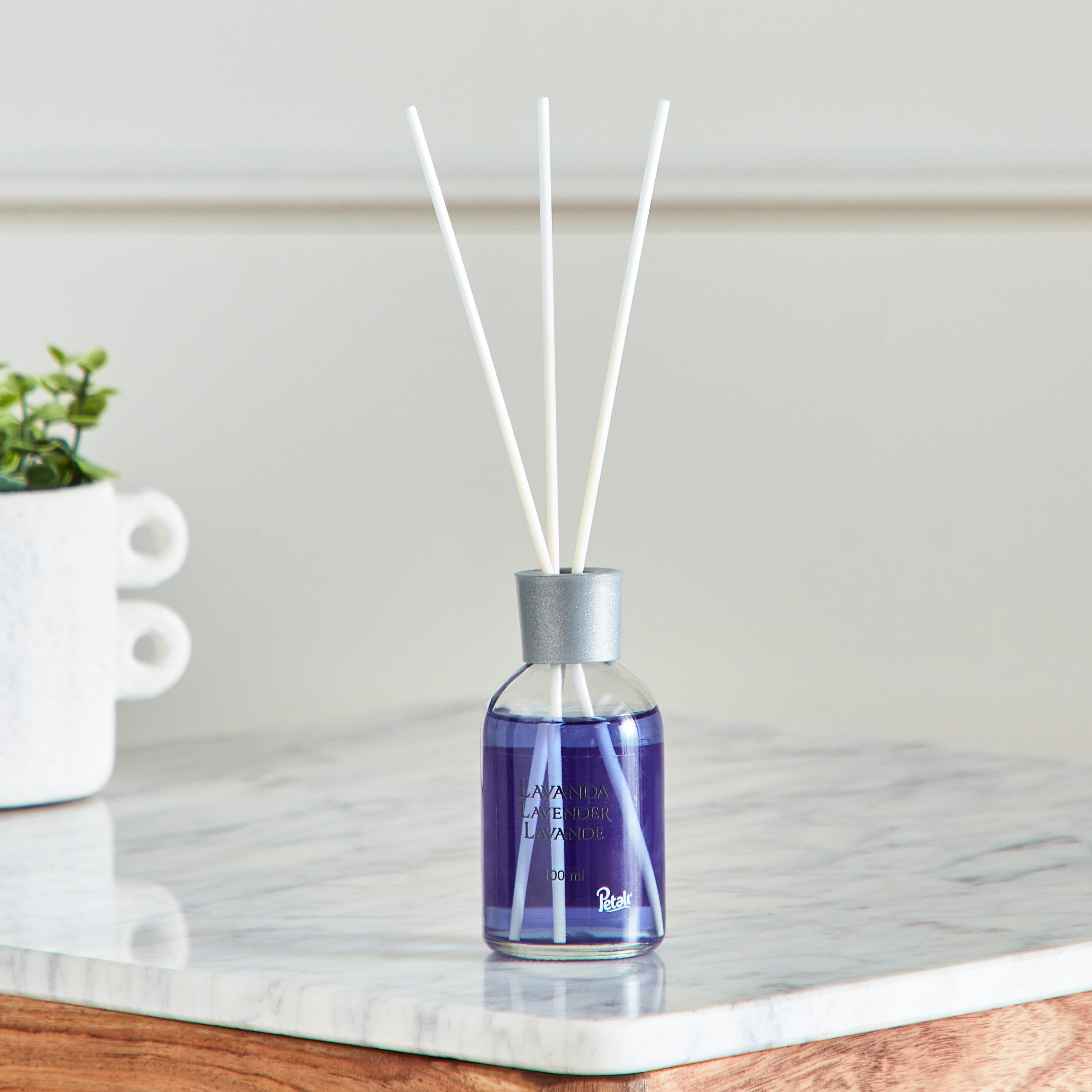 موزّع عطور عيدان خشبية برائحة الخزامى من فيلا - 100 مل-PROMO_HB_AE_B1G1_250925-image-1