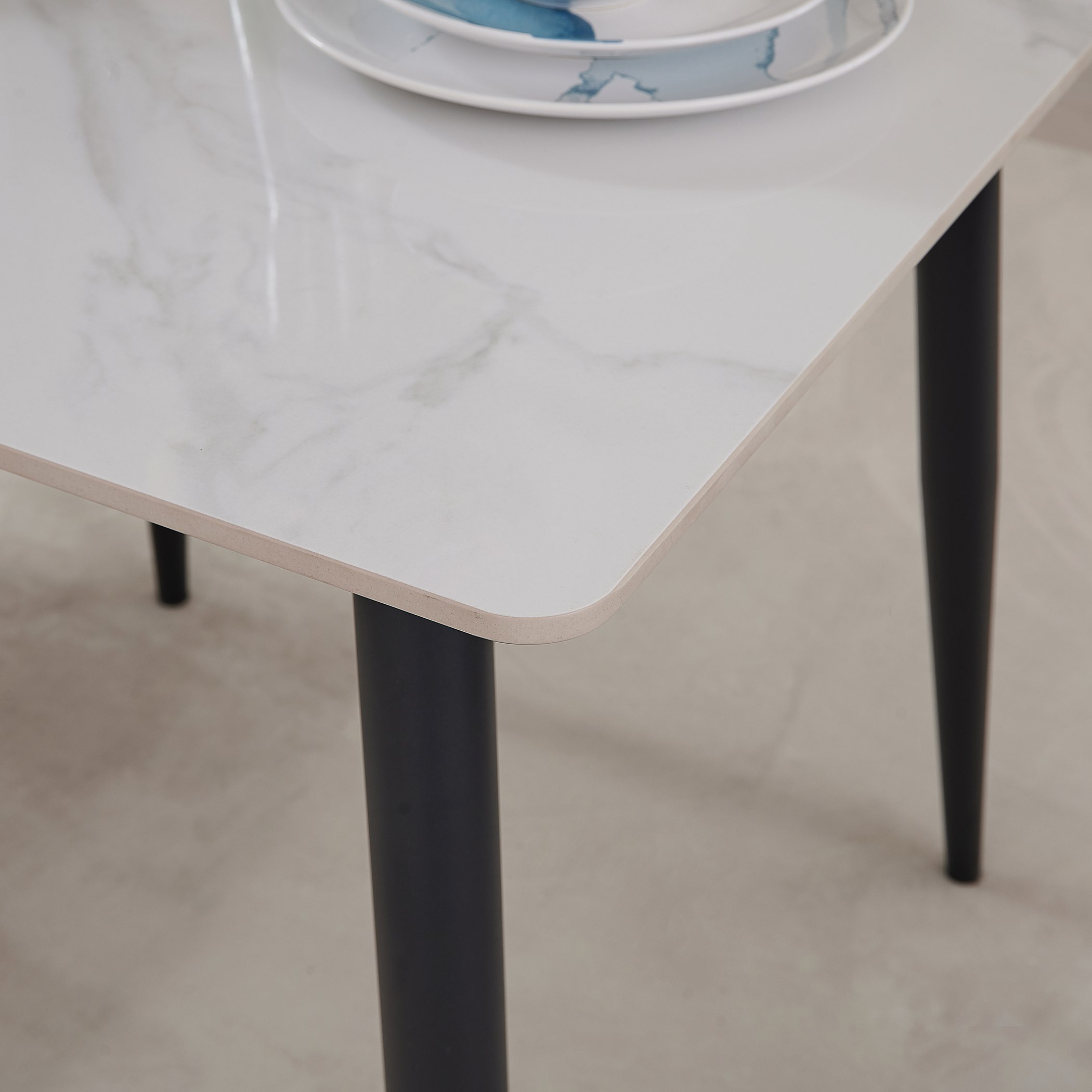 طاولة سفرة مقعدين مربعة من الحجر الملبد من مارويل-hbxdiningroom-diningtablesandsets-diningtables-twoseater-image-2