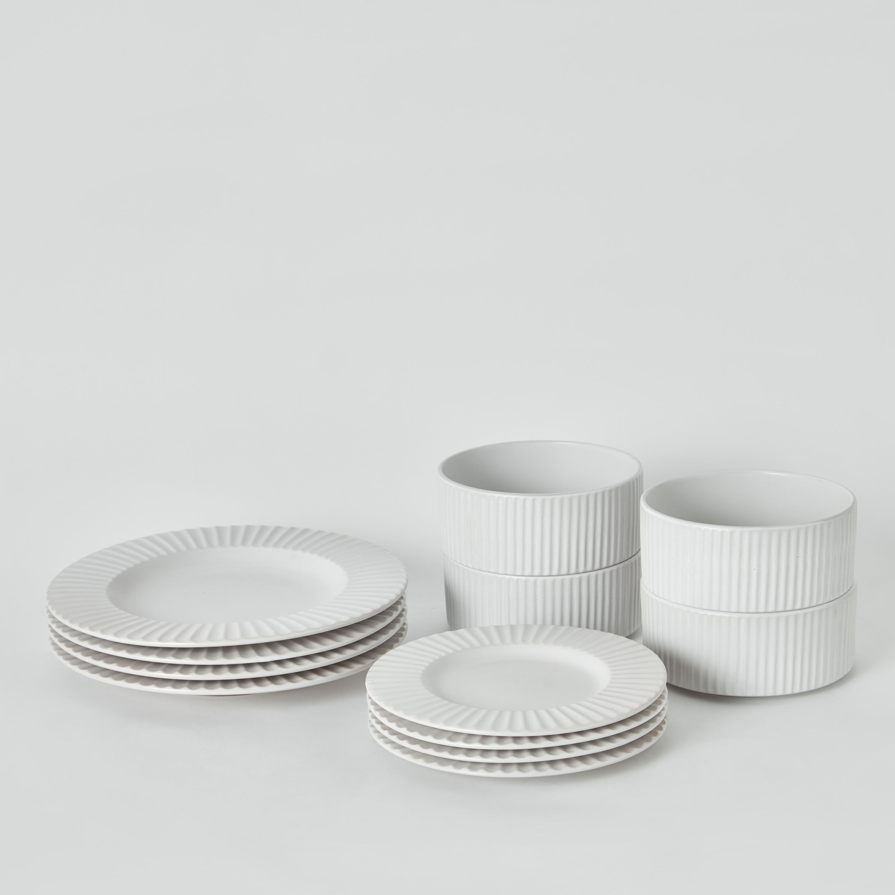 طقم عشاء 12 قطعة من الخزف الحجري من إليجنزا - 4 أشخاص-hbxhomeware-hbxkitchen-image-6