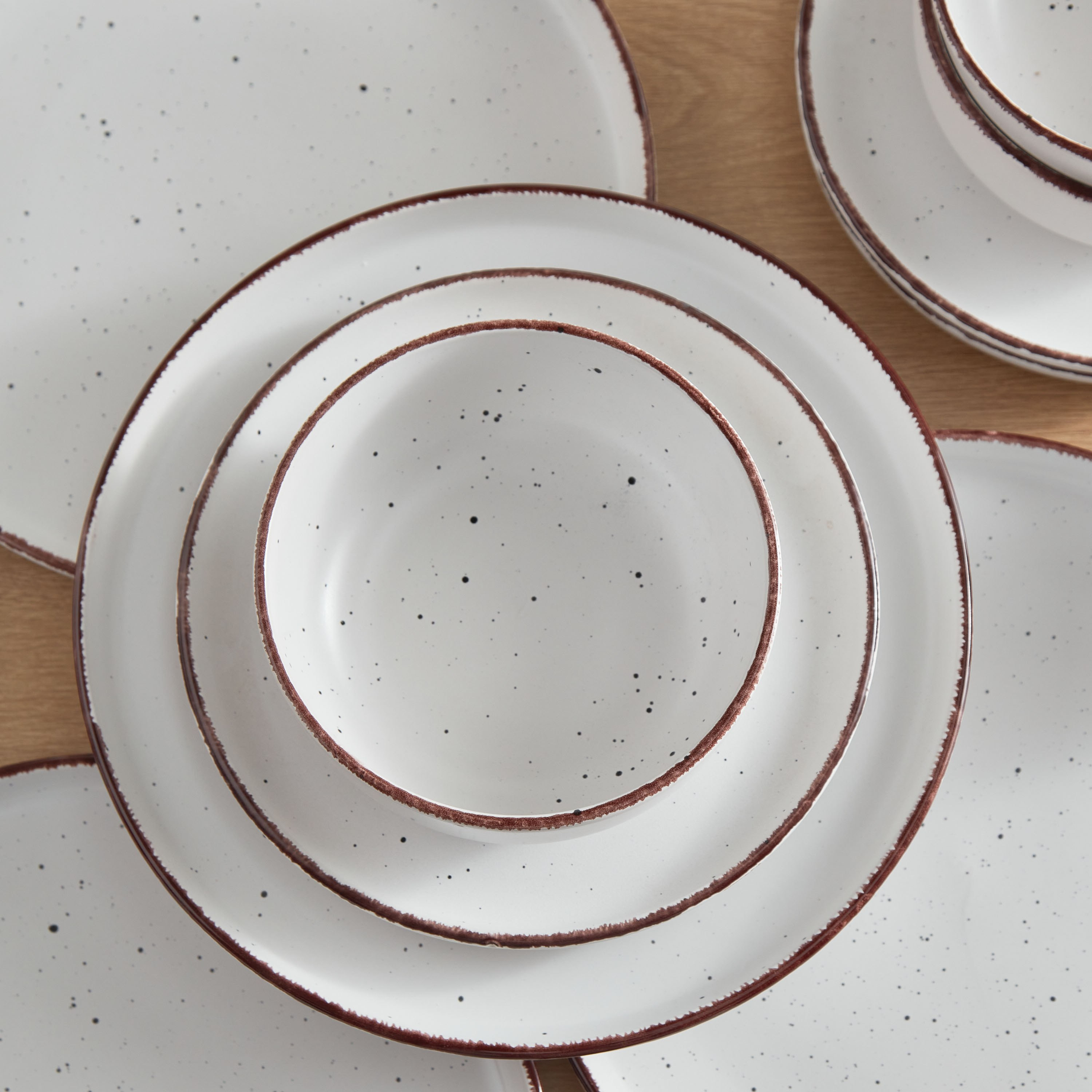 Eleganza 16-Piece Stoneware Dinner Set - Serves 4-hbxhomeware-hbxkitchen-image-3