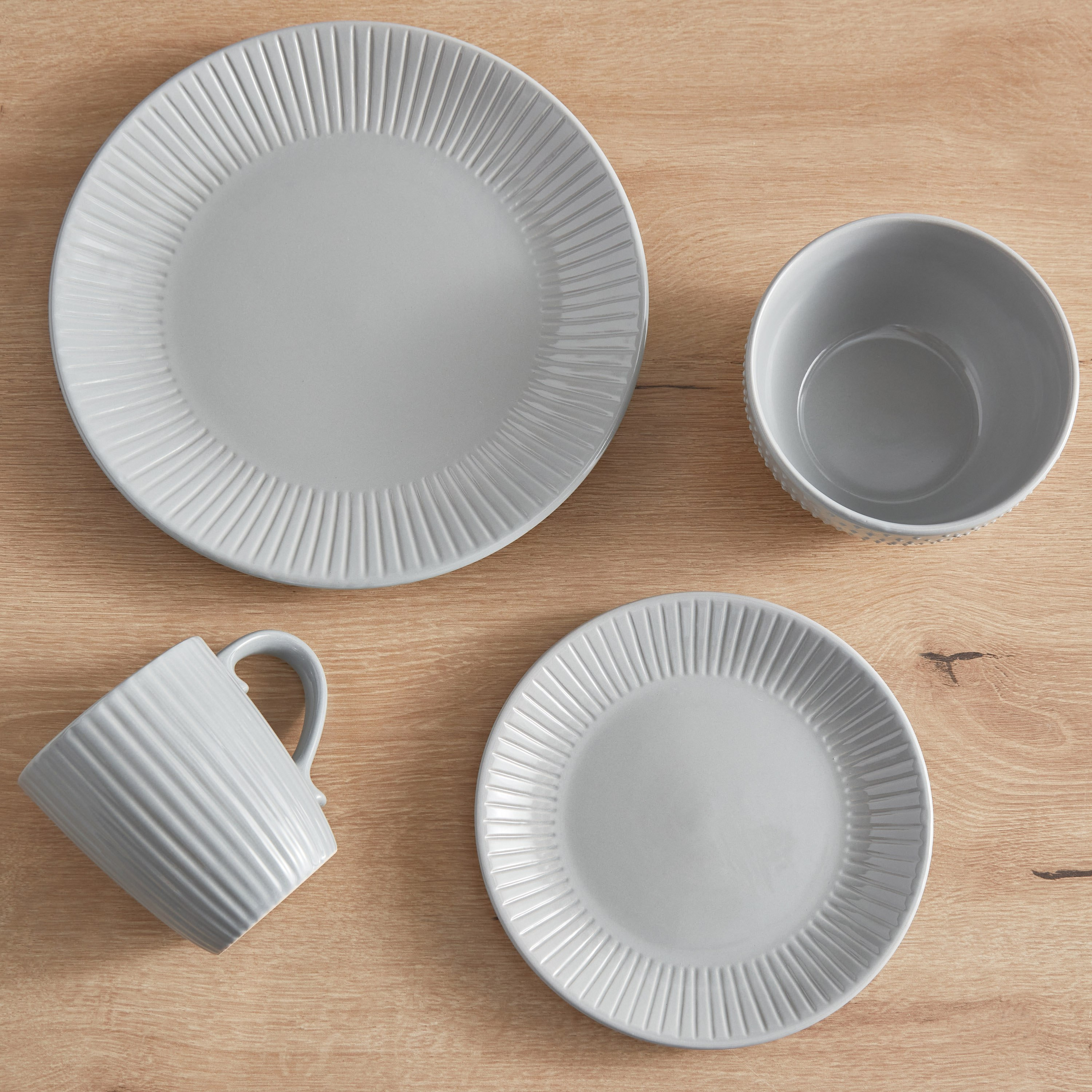 طقم عشاء 16 قطعة من الخزف الحجري من إليجنزا - 4 أشخاص-hbxhomeware-hbxkitchen-image-2