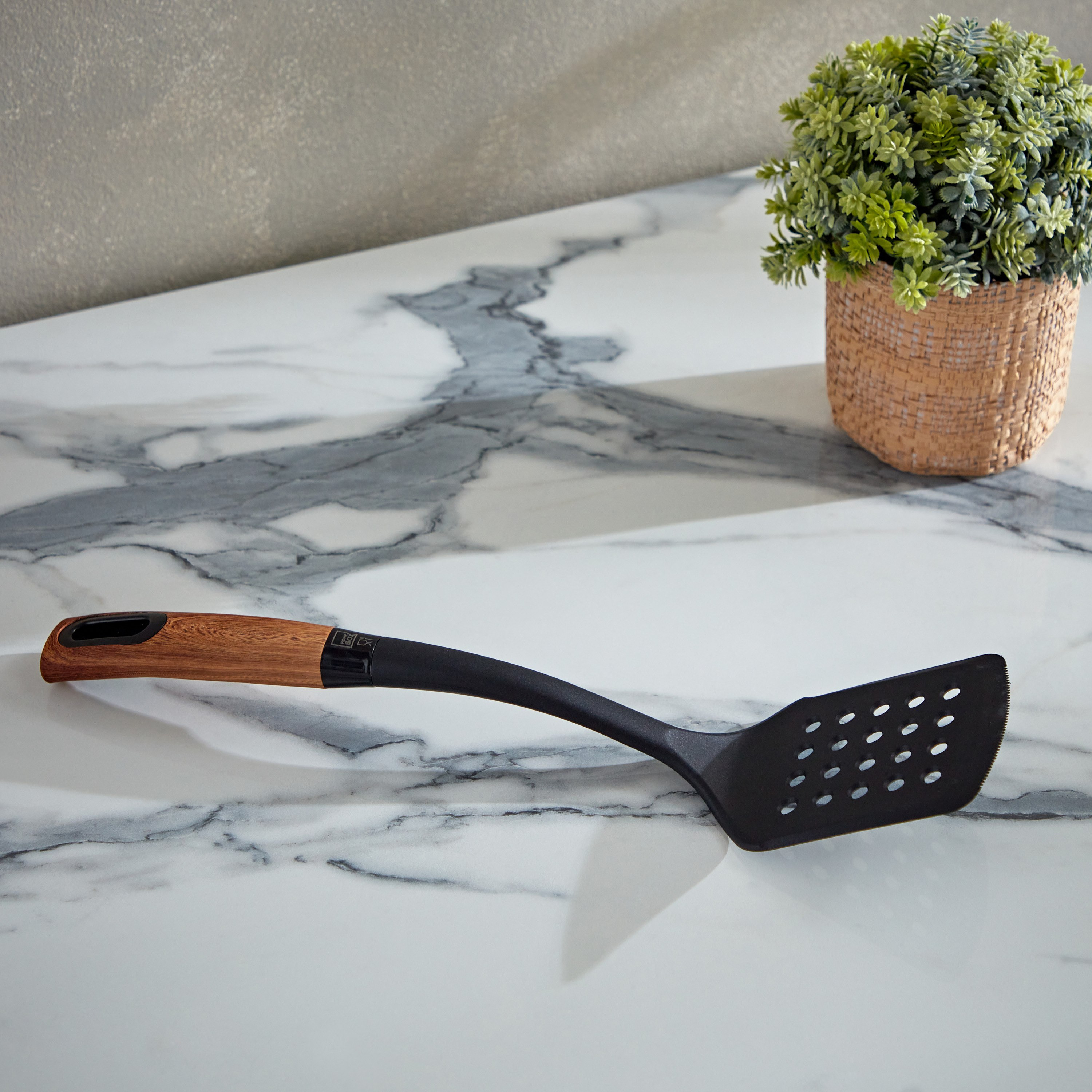 La Natura Nylon Slotted Turner - 36.5 cm-hbxhomeware-hbxkitchen-image-1