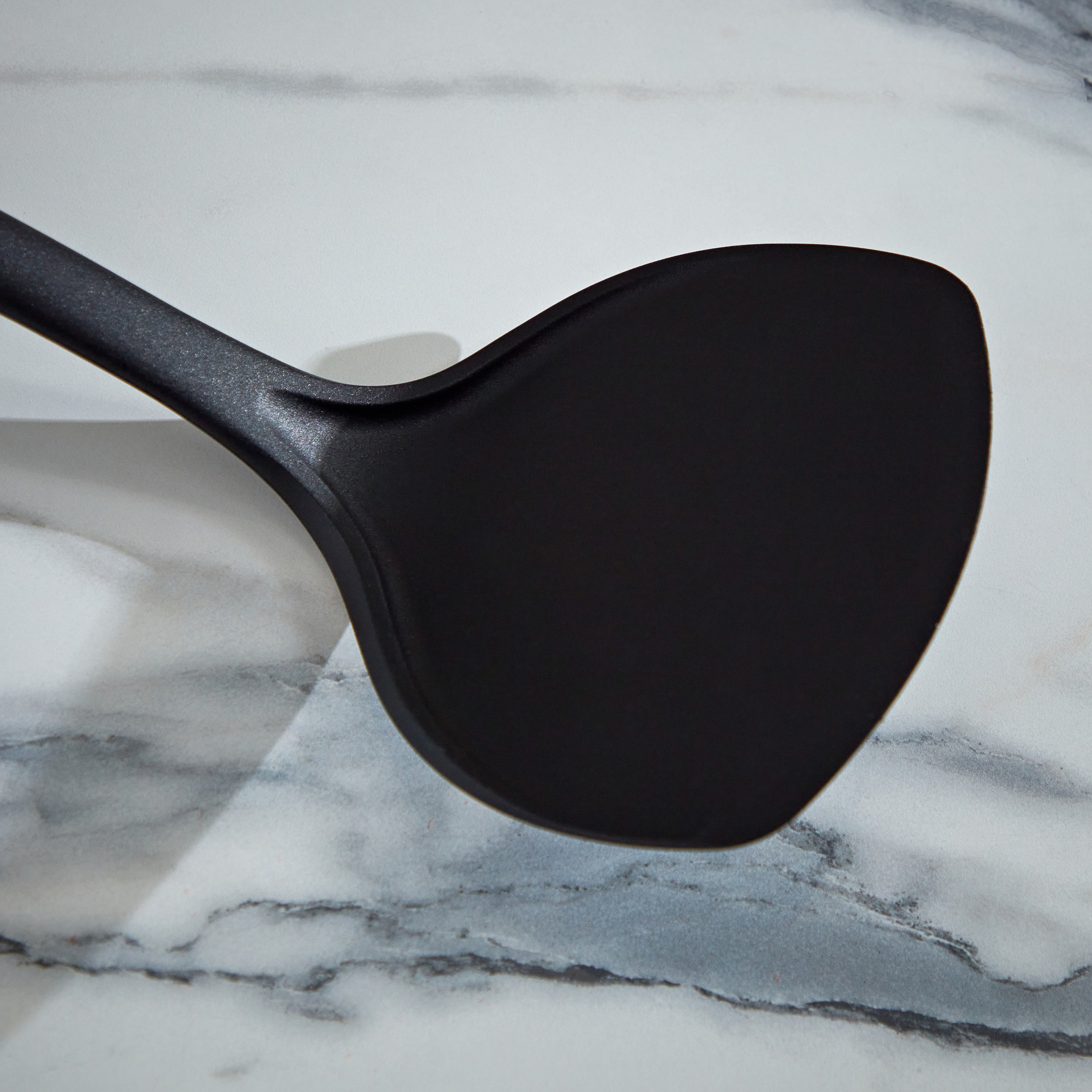 ملعقة تقليب سادة نايلون من لا ناتورا - 37 سم-hbxhomeware-hbxkitchen-image-2