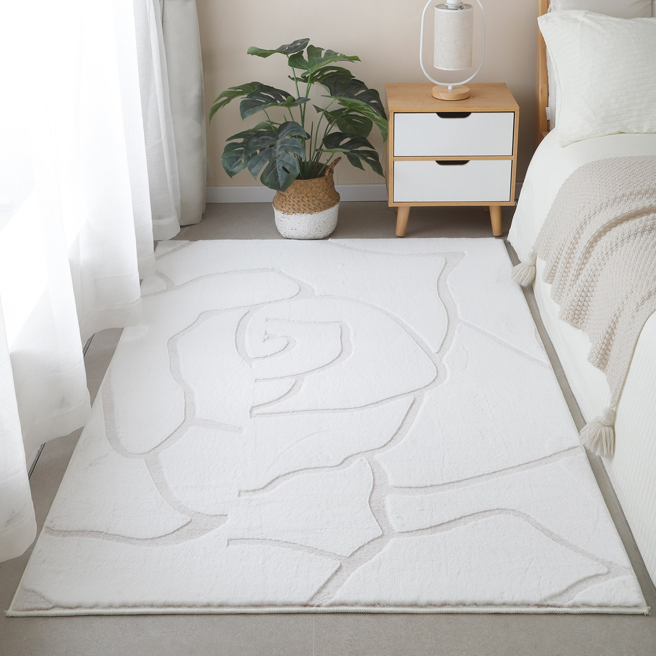 سجادة فرو أرنب صناعي من نياس - 110x160 سم-hbxdecorandfurnishings-floorcoverings-rugs-image-1
