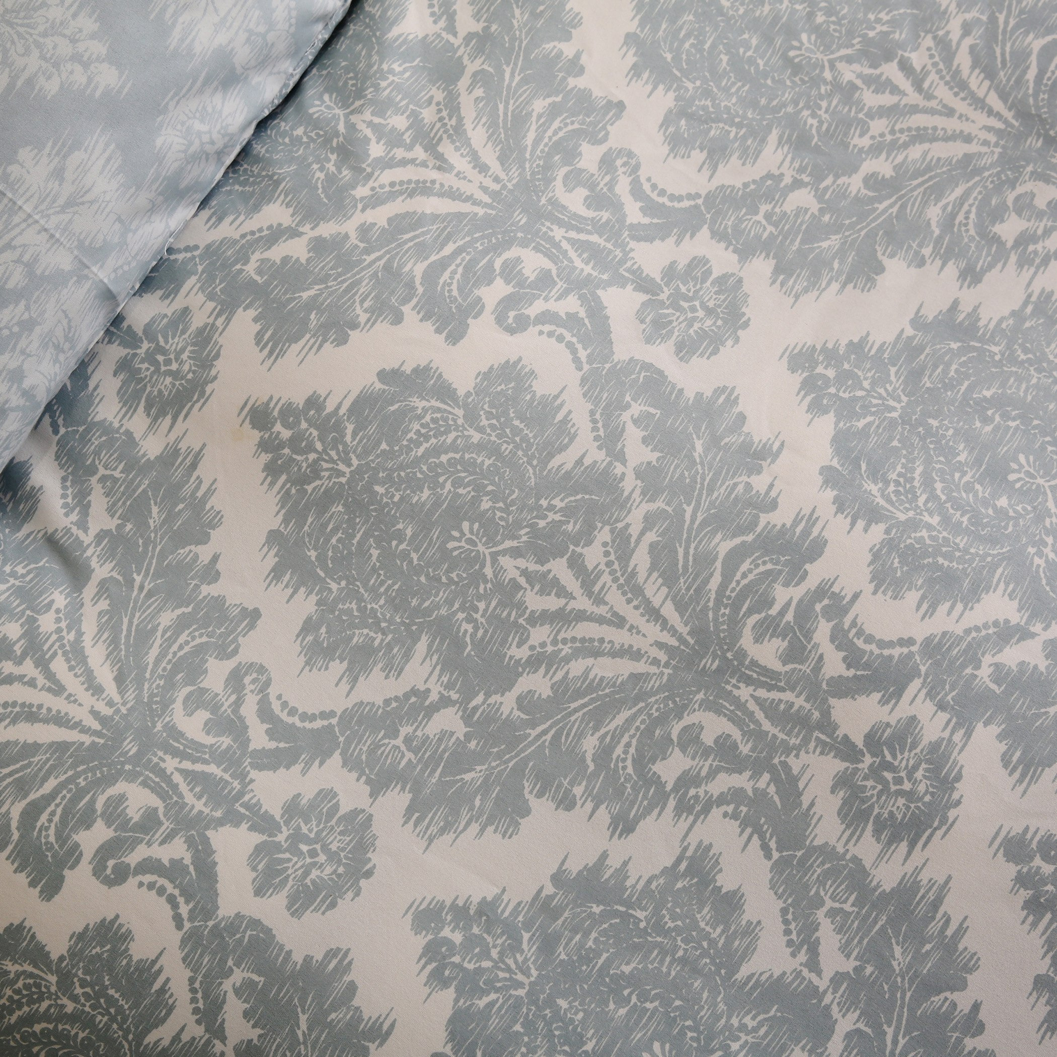 Damascus Printed 3-Piece Microfibre Twin Duvet Cover Set - 150x220 cm-hbxhomeware-hbxdecorandfurnishings-image-4
