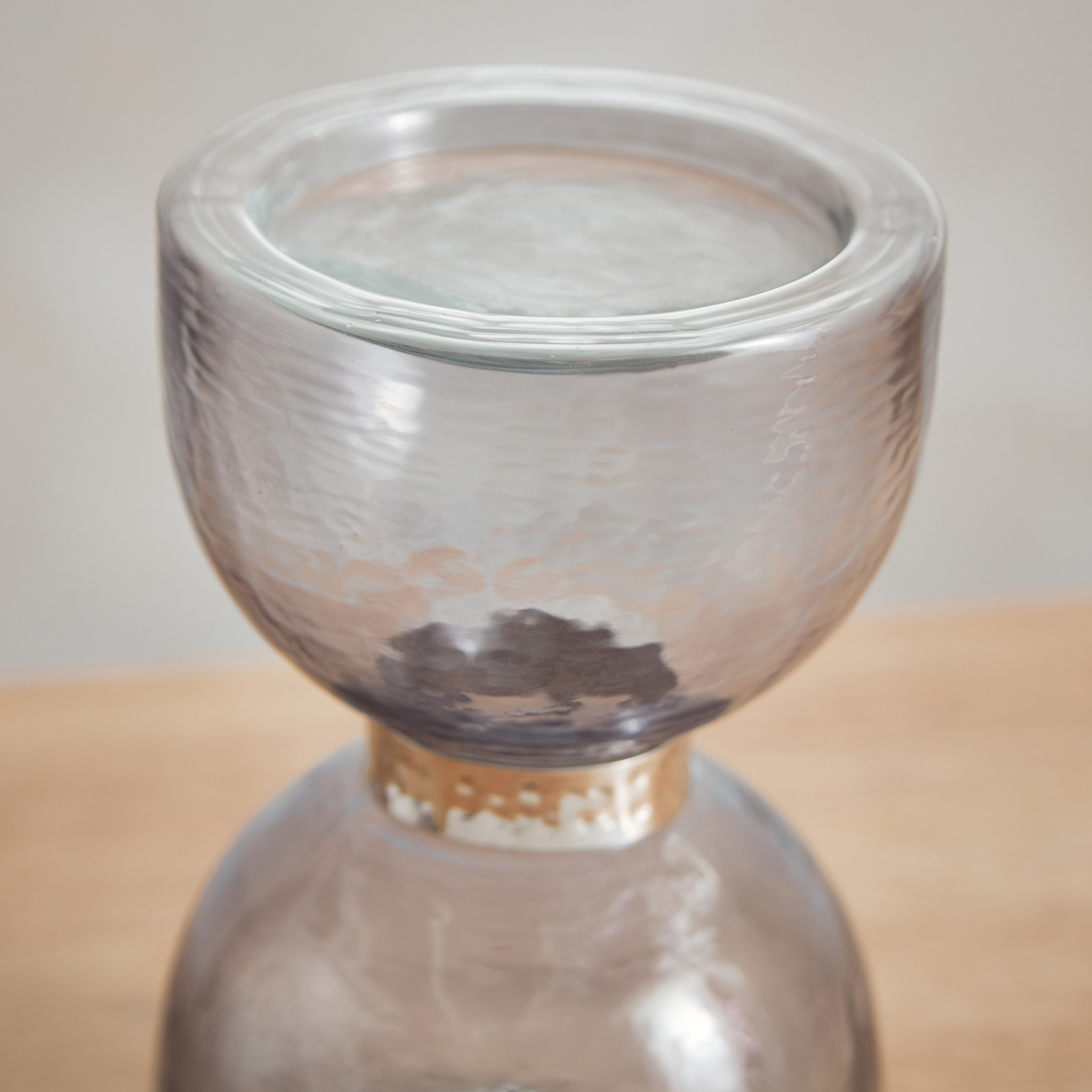 حامل شموع زجاج بحلقة من النيكل ستيل من تاجوس - 10x10x18 سم-hbxlivingroom-decorandaccessories-candleholders-image-3