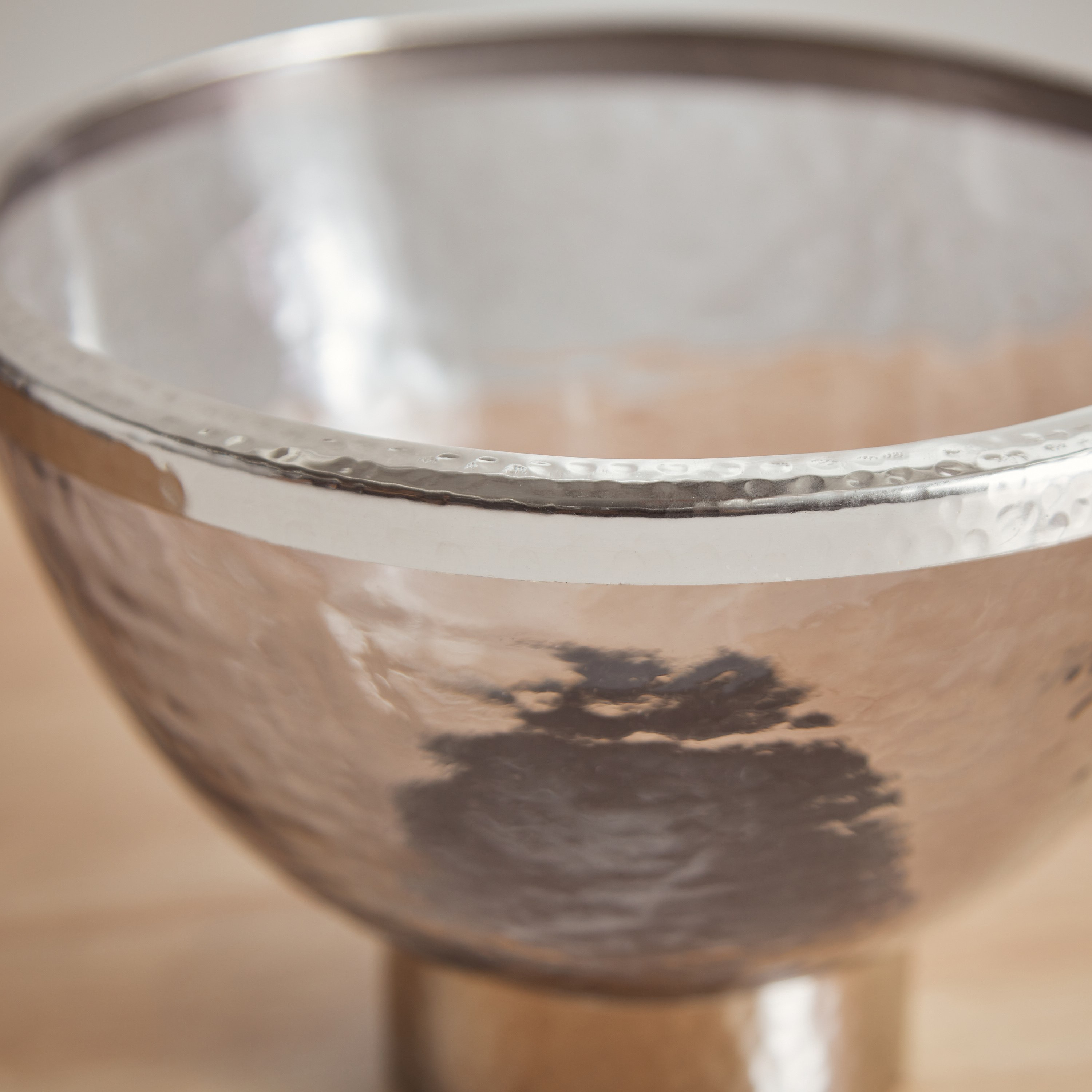 وعاء زجاج لاستر بحلقة ستيل من تاجوس - 17x17x10 سم-hbxdecorandfurnishings-homeaccessories-bowls-image-3