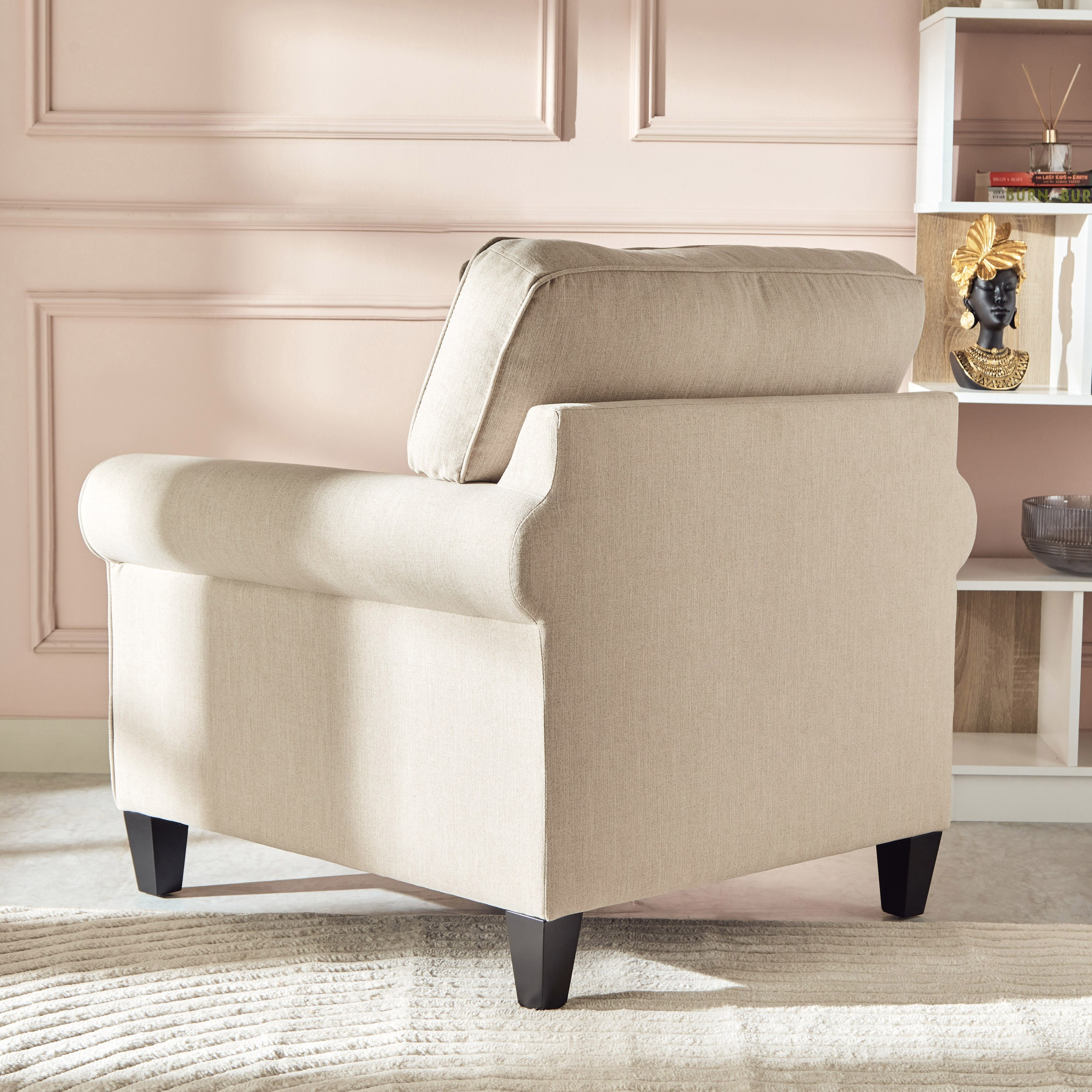 كنبة من خشب البلوط مع وسادة من أنجيليك-hbxlivingroom-sofasandarmchairs-sofas-image-3