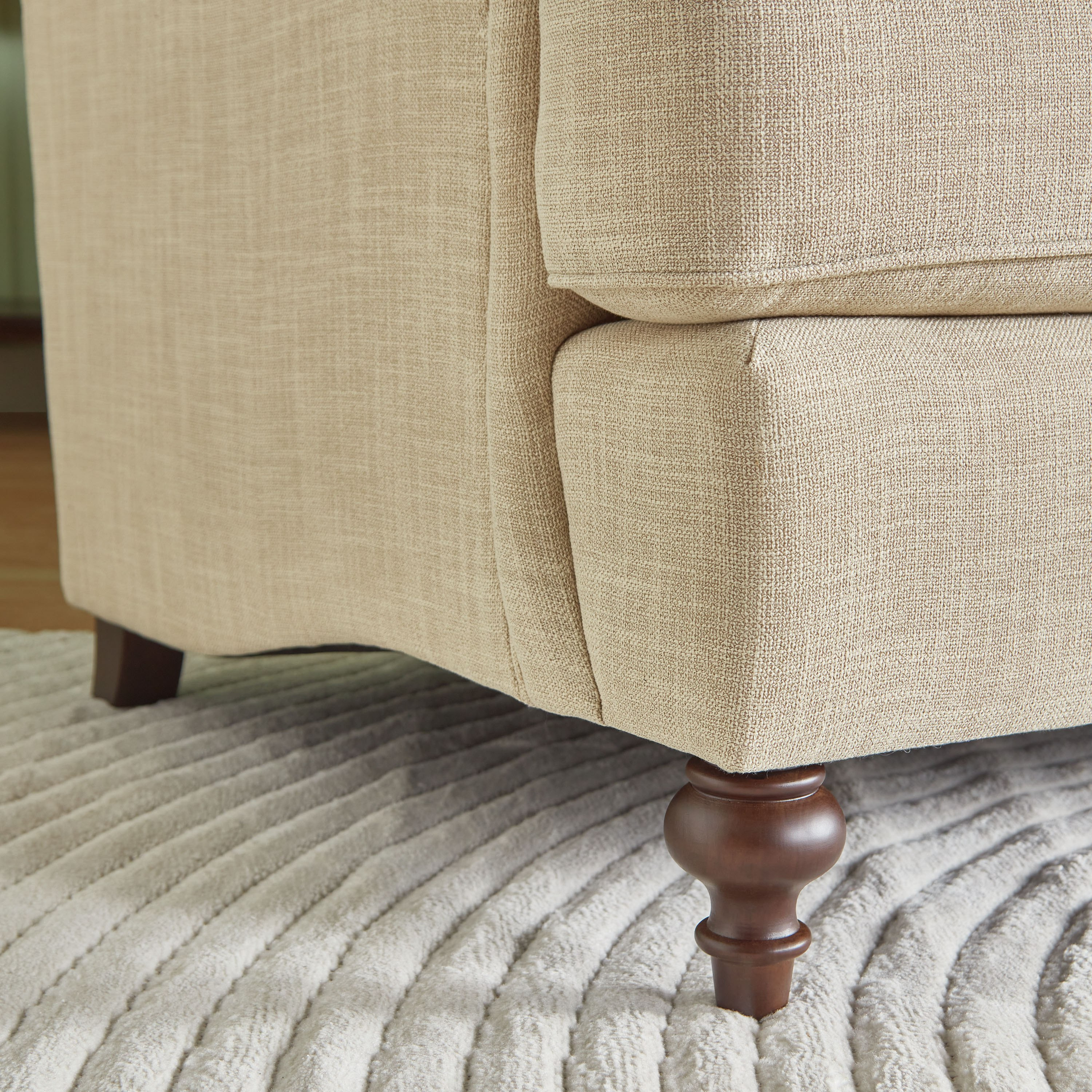 كنبة مقعدين مع وسادتين من دوروثي-hbxlivingroom-sofasandarmchairs-sofas-image-10