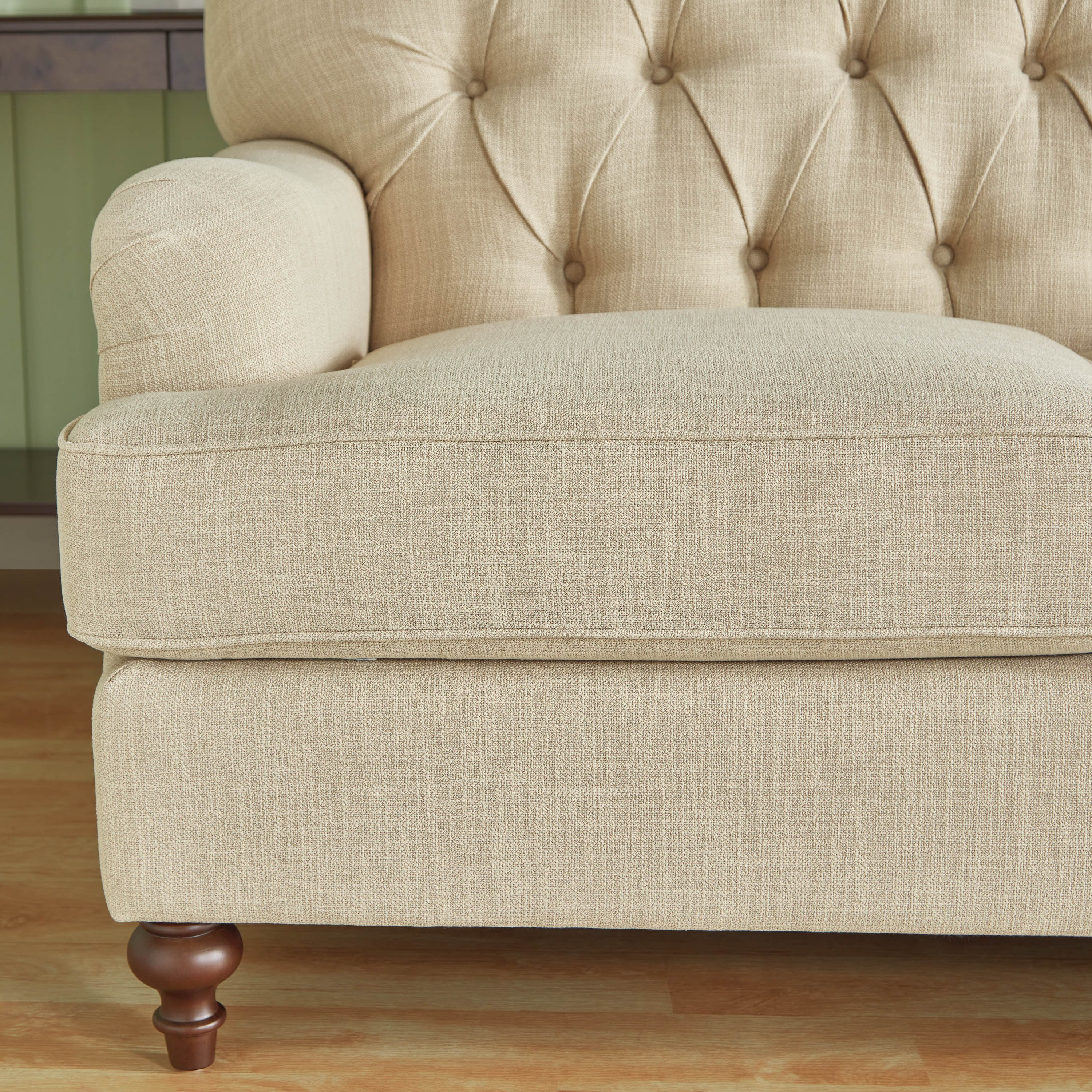 كنبة مقعدين مع وسادتين من دوروثي-hbxlivingroom-sofasandarmchairs-sofas-image-9
