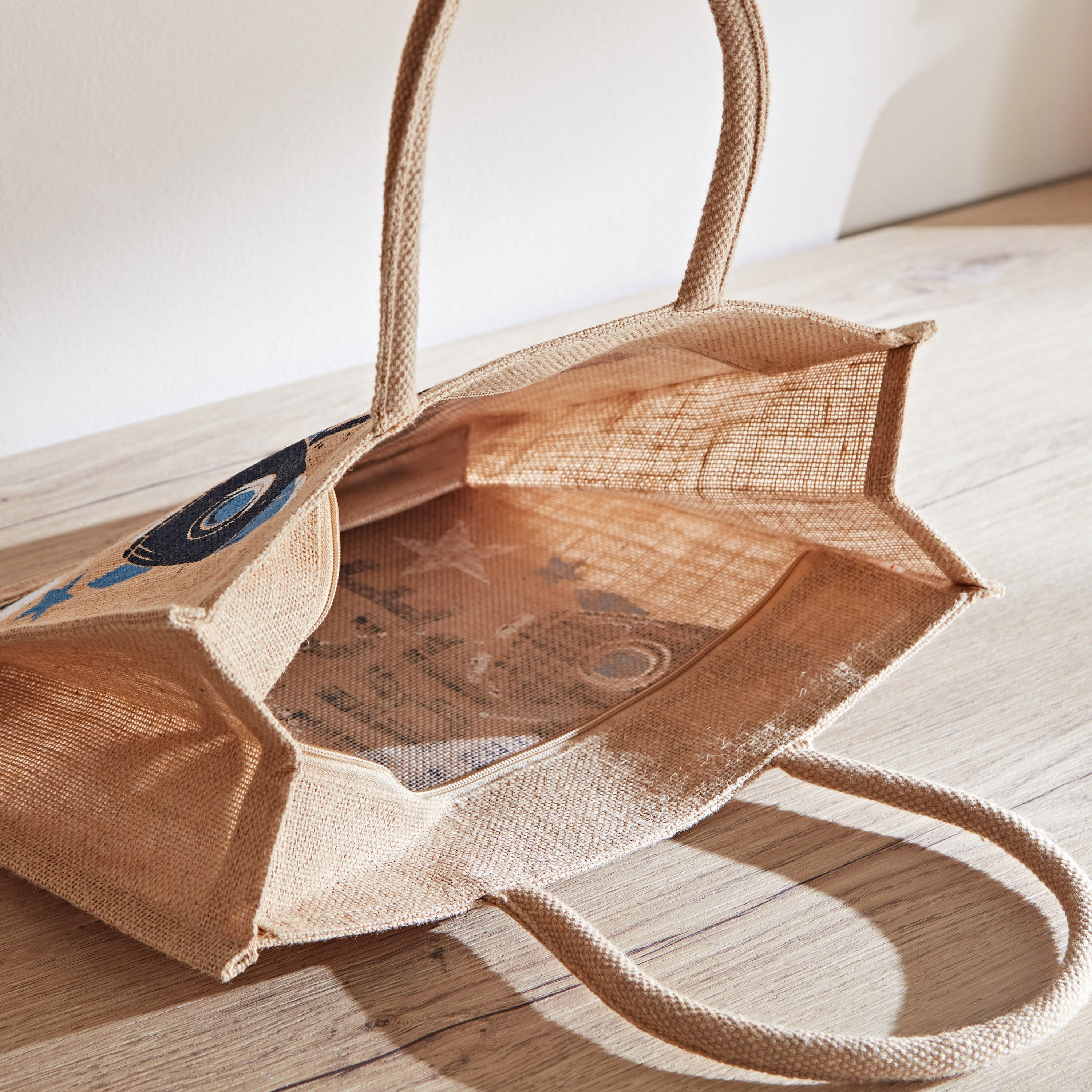 شنطة جوت بطبعات من هاري - 30x38x15 سم-hbxhomeware-hbxkidsandyouth-image-3
