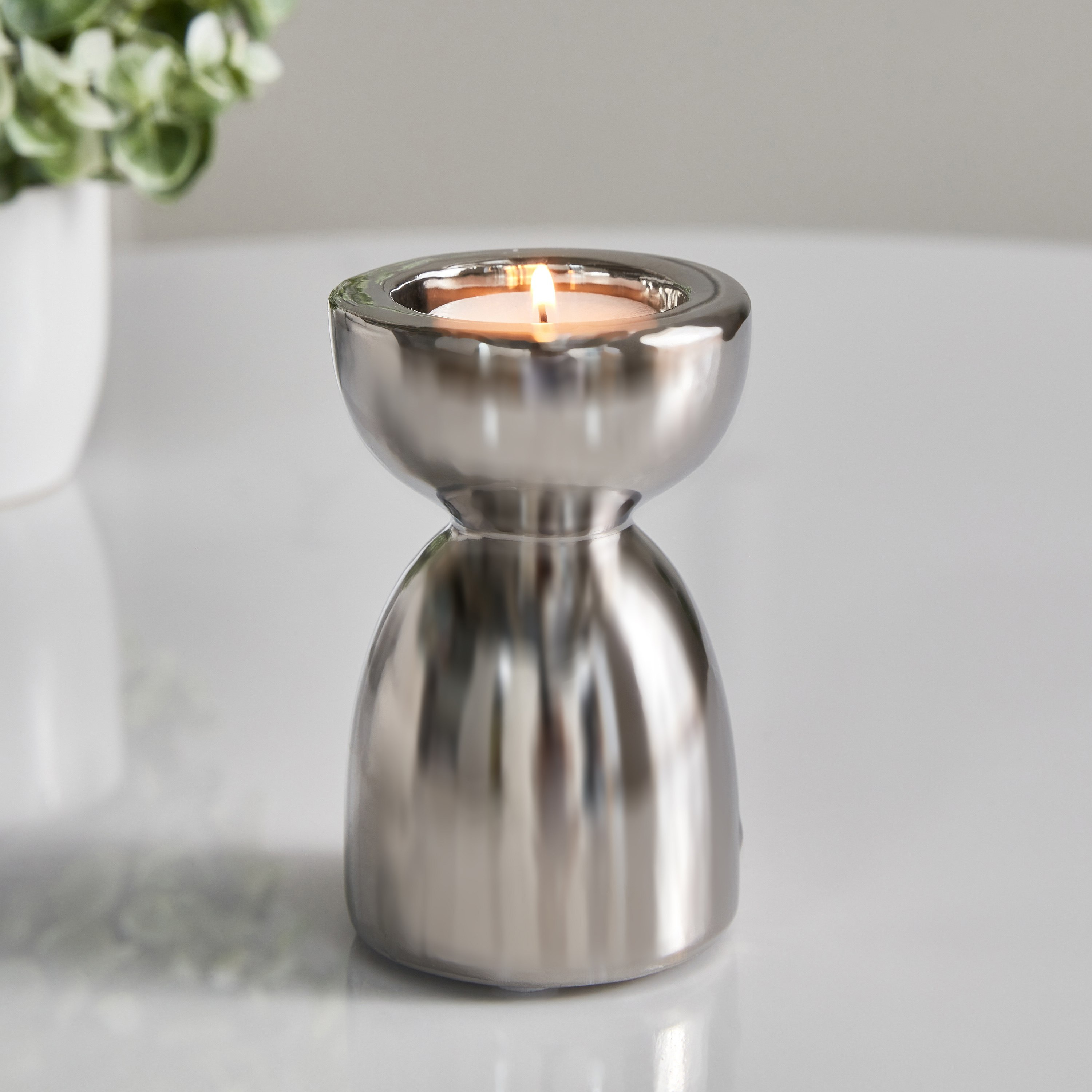 حامل شموع كروم سيراميك من آش- 6.5x6.5x10 سم-hbxlivingroom-decorandaccessories-candleholders-image-1