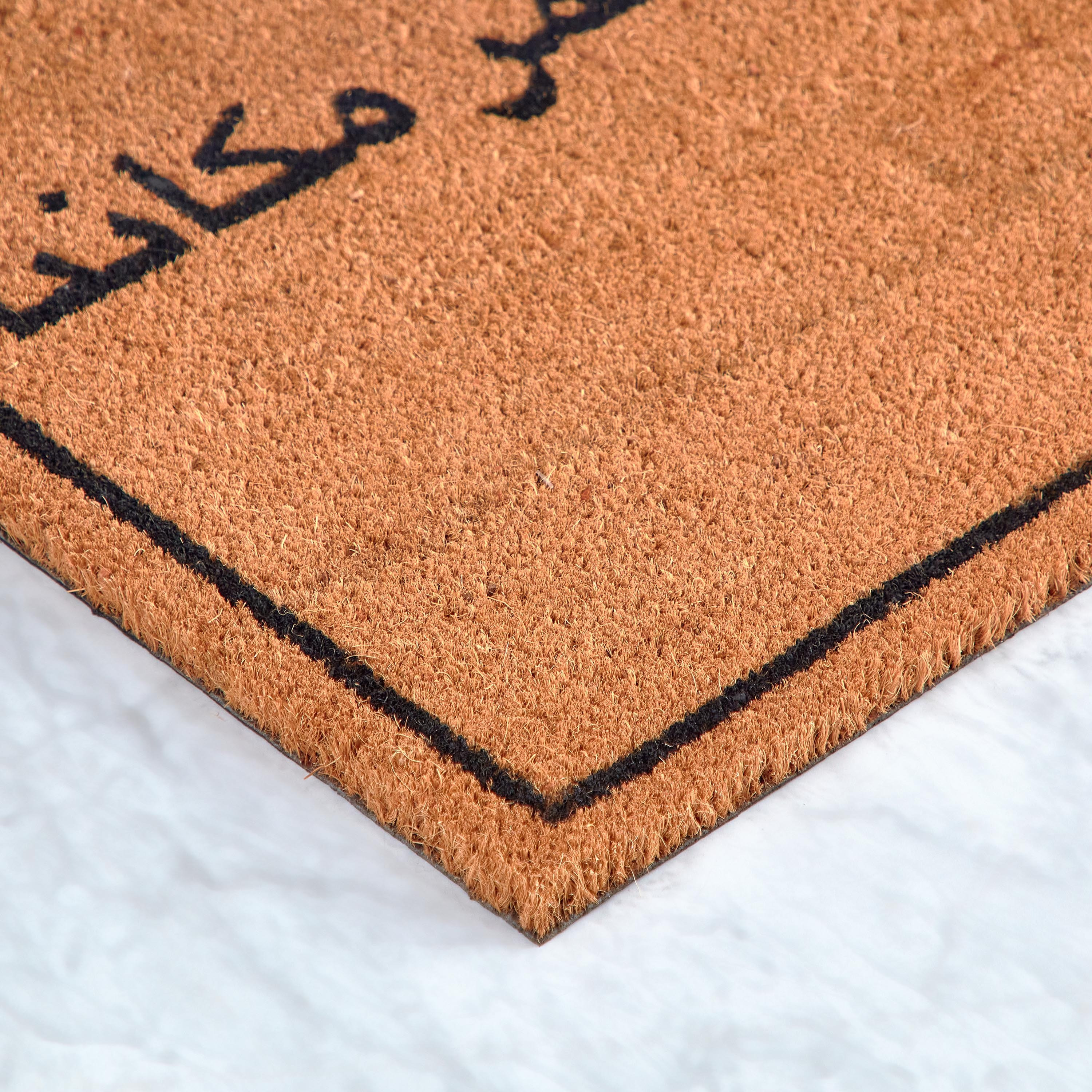 سجادة باب من ألياف جوز الهند بظهر بي في سي وطبعات عربية - 60x90 سم-PROMO_HB_AE_B2G2_011025-image-3