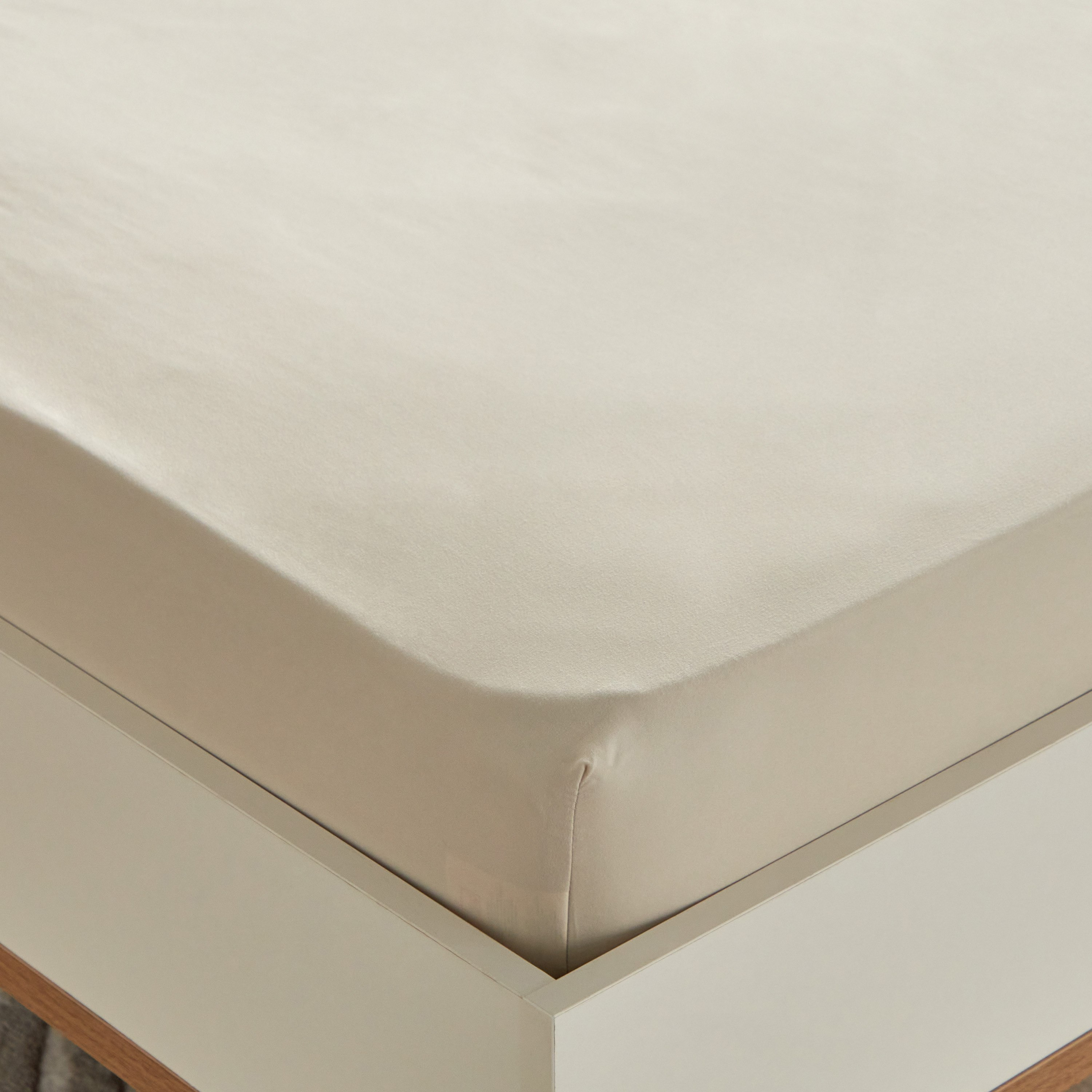 Derby Solid Microfibre Double Fitted Sheet - 140x200+25 cm-hbxhomeware-hbxbedroom-image-5