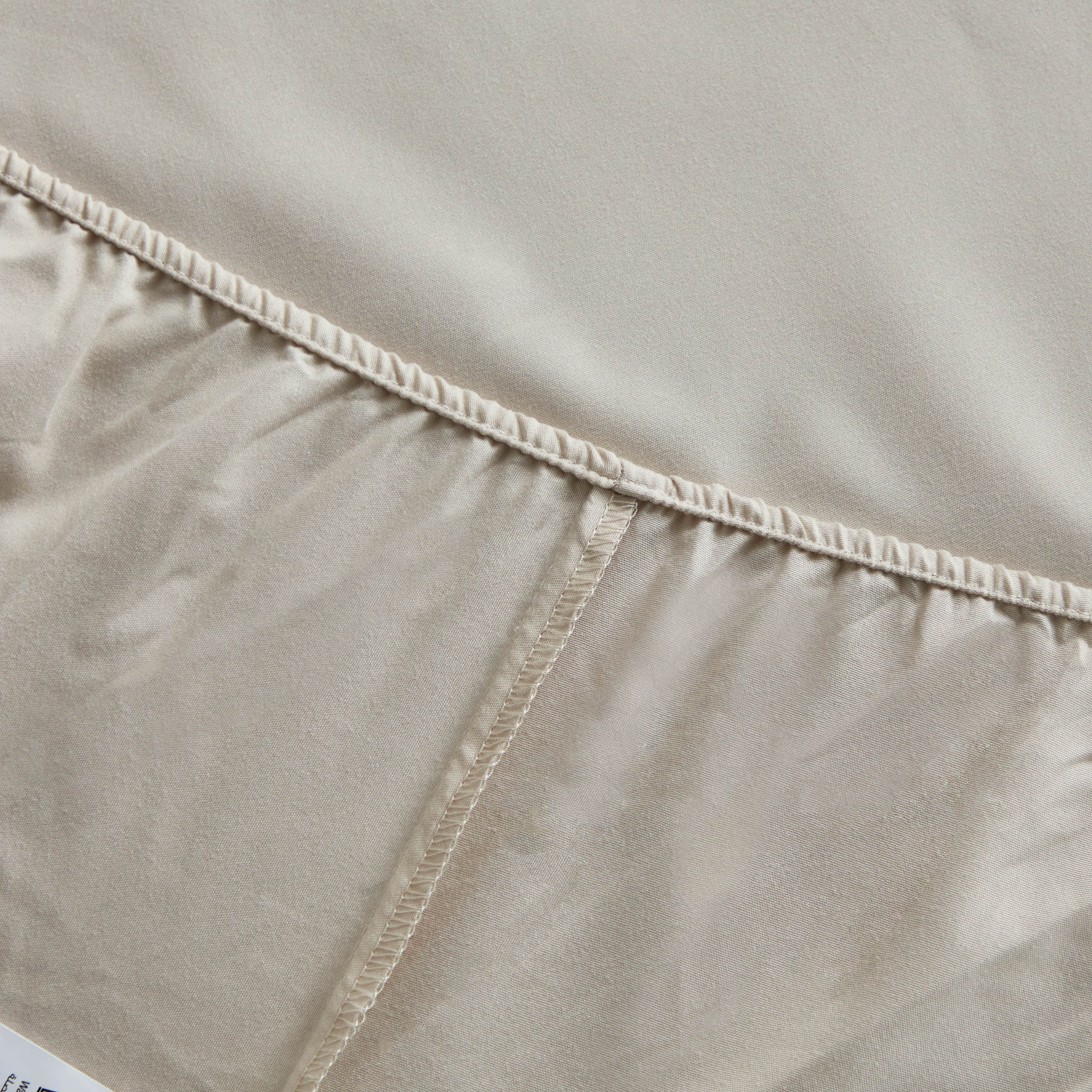 Derby Solid Microfibre Double Fitted Sheet - 140x200+25 cm-hbxhomeware-hbxbedroom-image-6