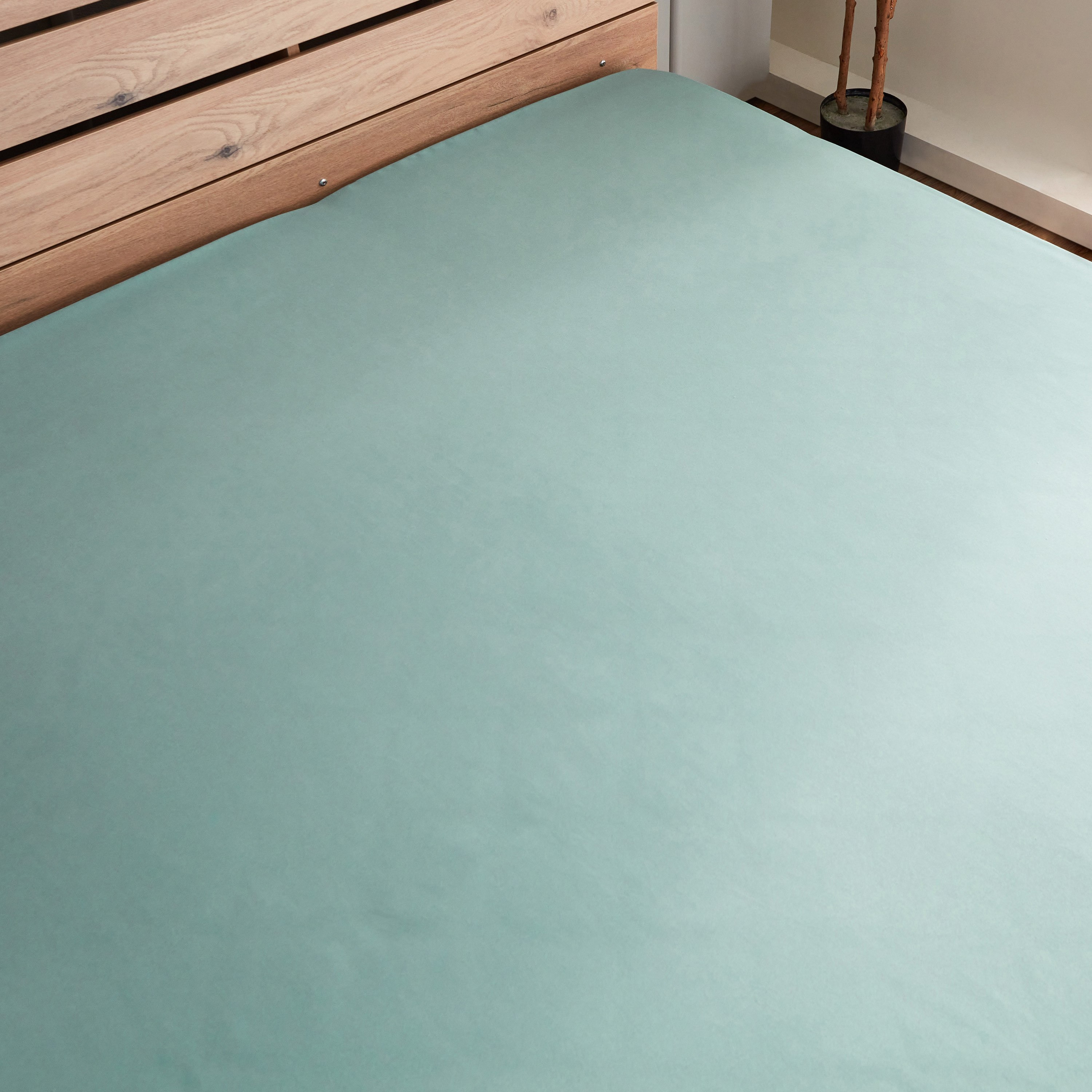 شرشف مطاطي كوين سادة من الألياف الدقيقة من ديربي - 150x200+25 سم-hbxhomeware-hbxbedroom-image-3