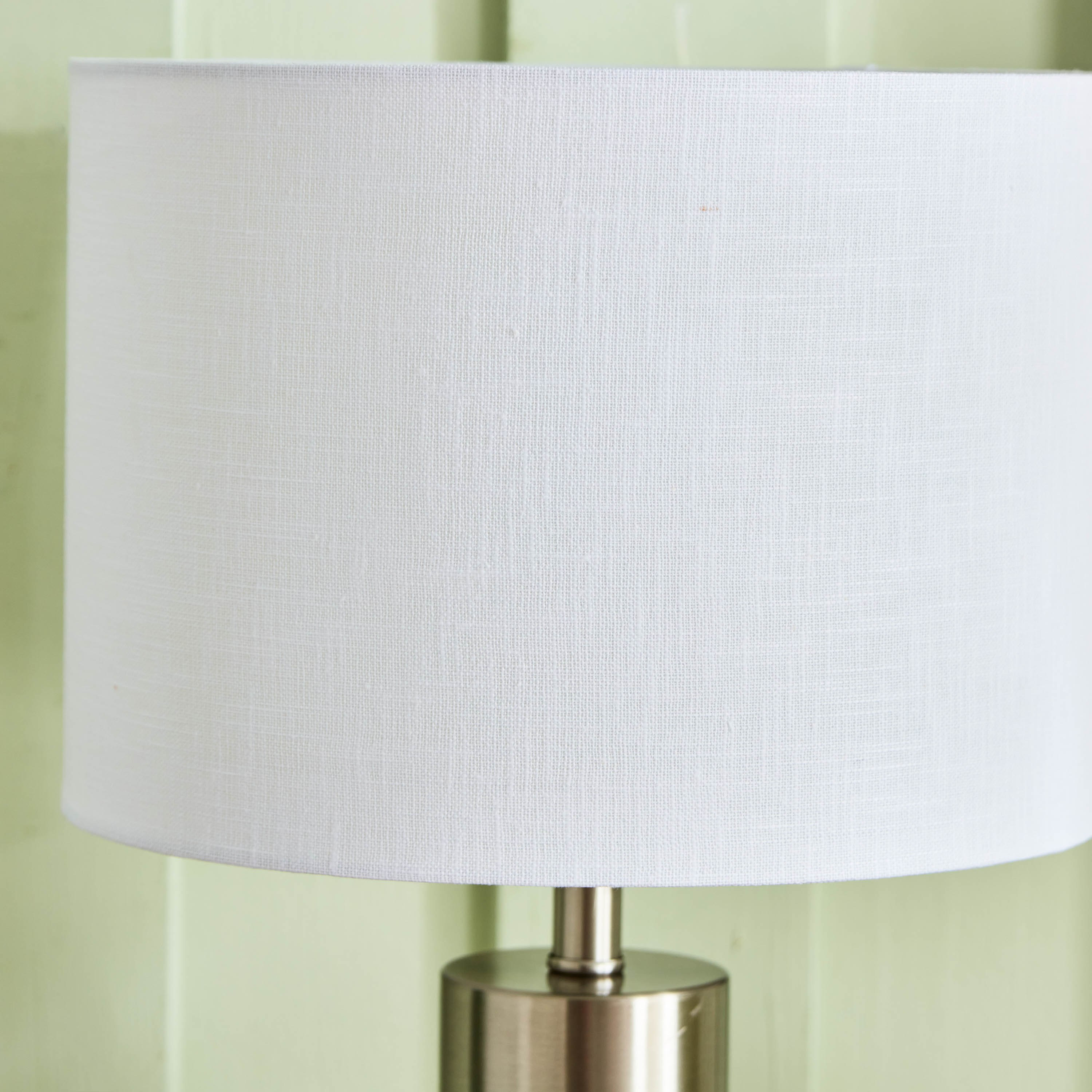 مصباح طاولة معدني بغطاء كتان من دنفير - 28x28x49 سم-hbxlivingroom-lighting-tablelamps-image-4