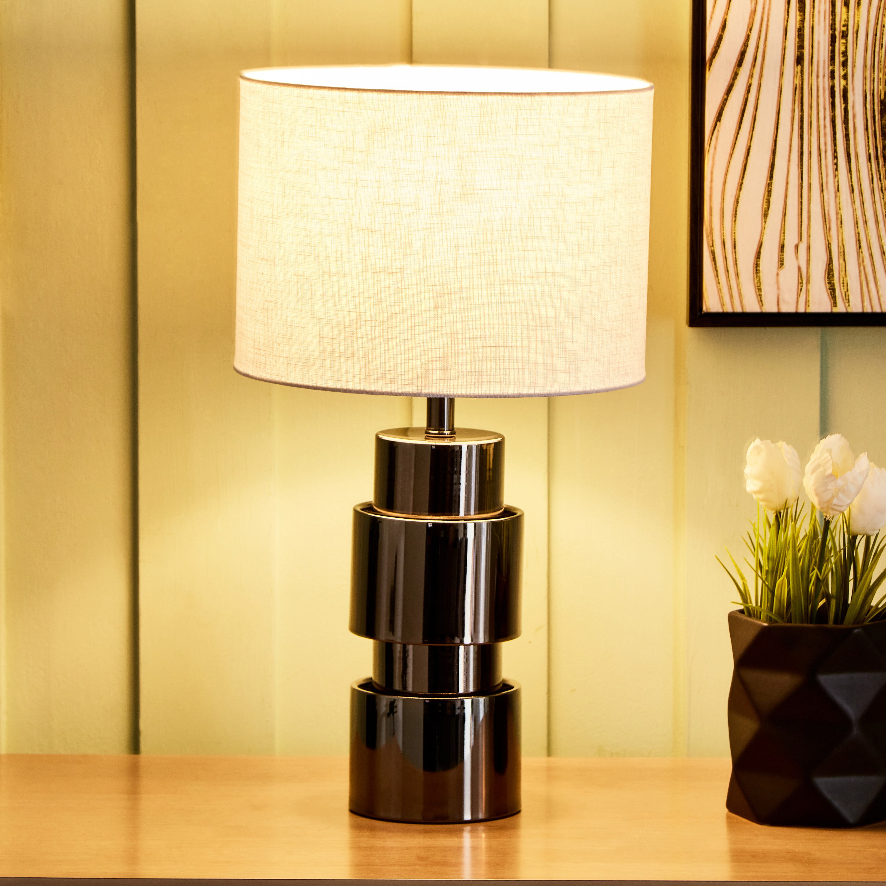 مصباح طاولة معدن بغطاء كتان من دنفر - 28x50 سم-hbxlivingroom-lighting-tablelamps-image-2