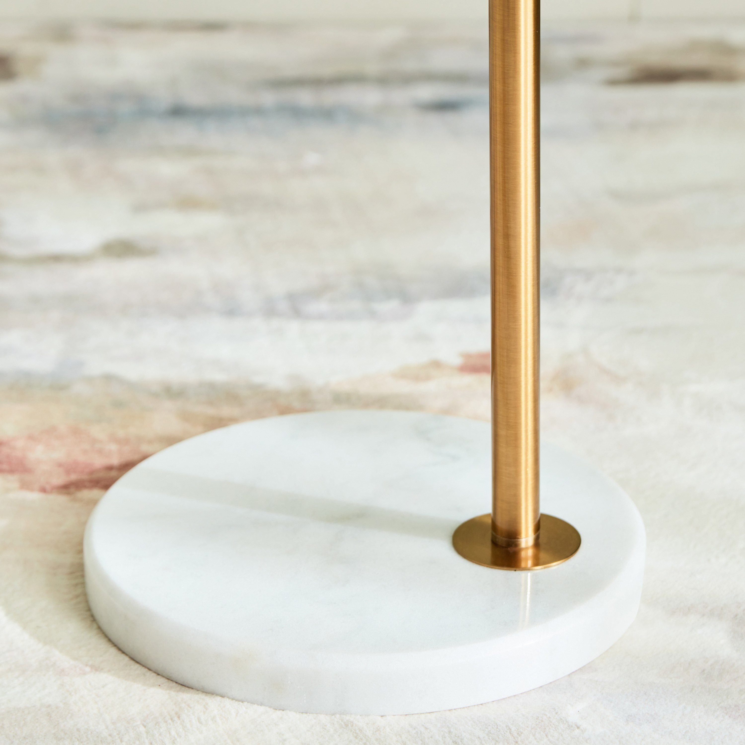 مصباح أرضي معدن بقاعدة رخام وغطاء زجاج من دنفر - 147 سم-hbxhomeware-hbxdecorandfurnishings-image-5