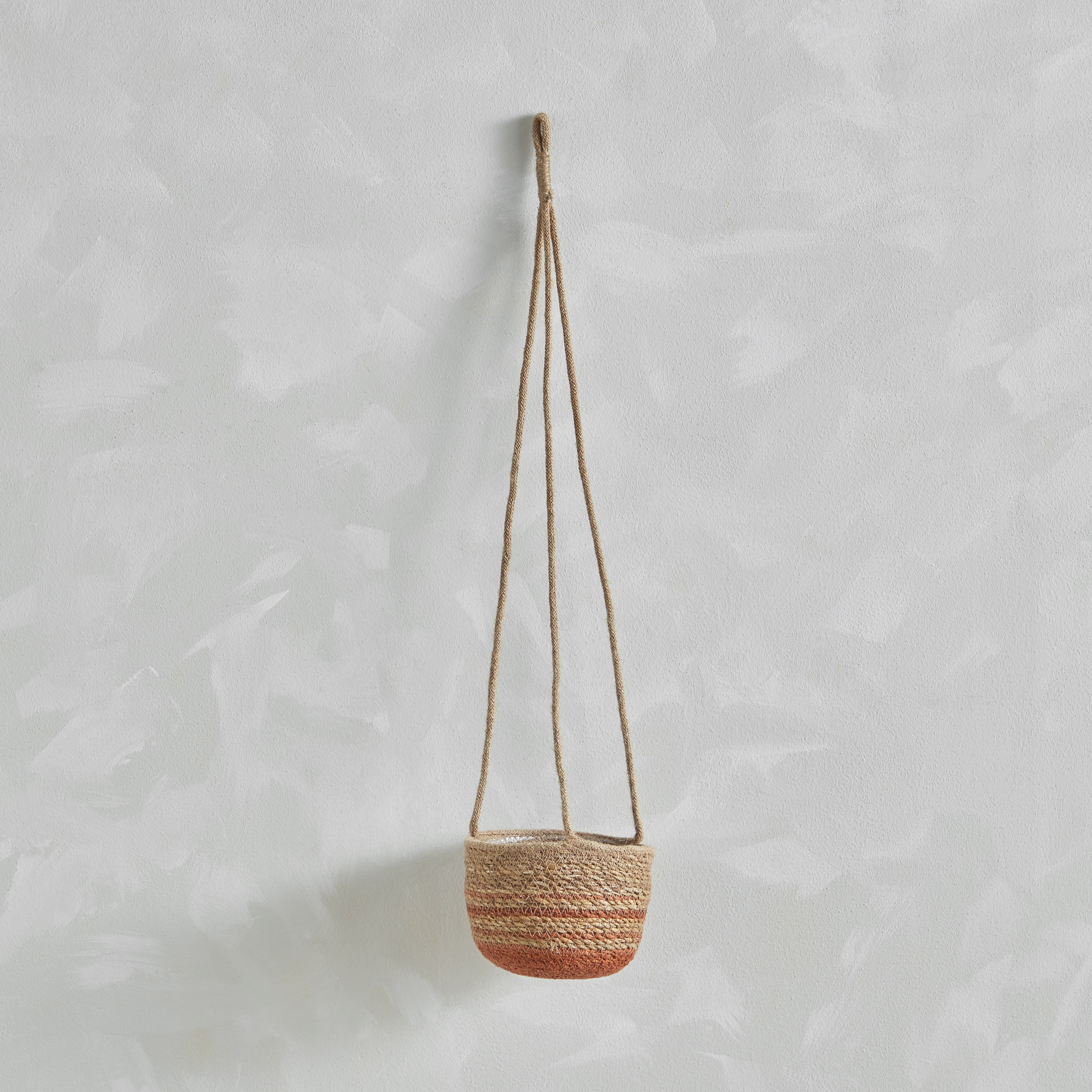 إناء روطان معلق على شكل حرف U من نيتشورالوم - 17x17x68 سم-hbxhomeware-hbxdecorandfurnishings-image-6