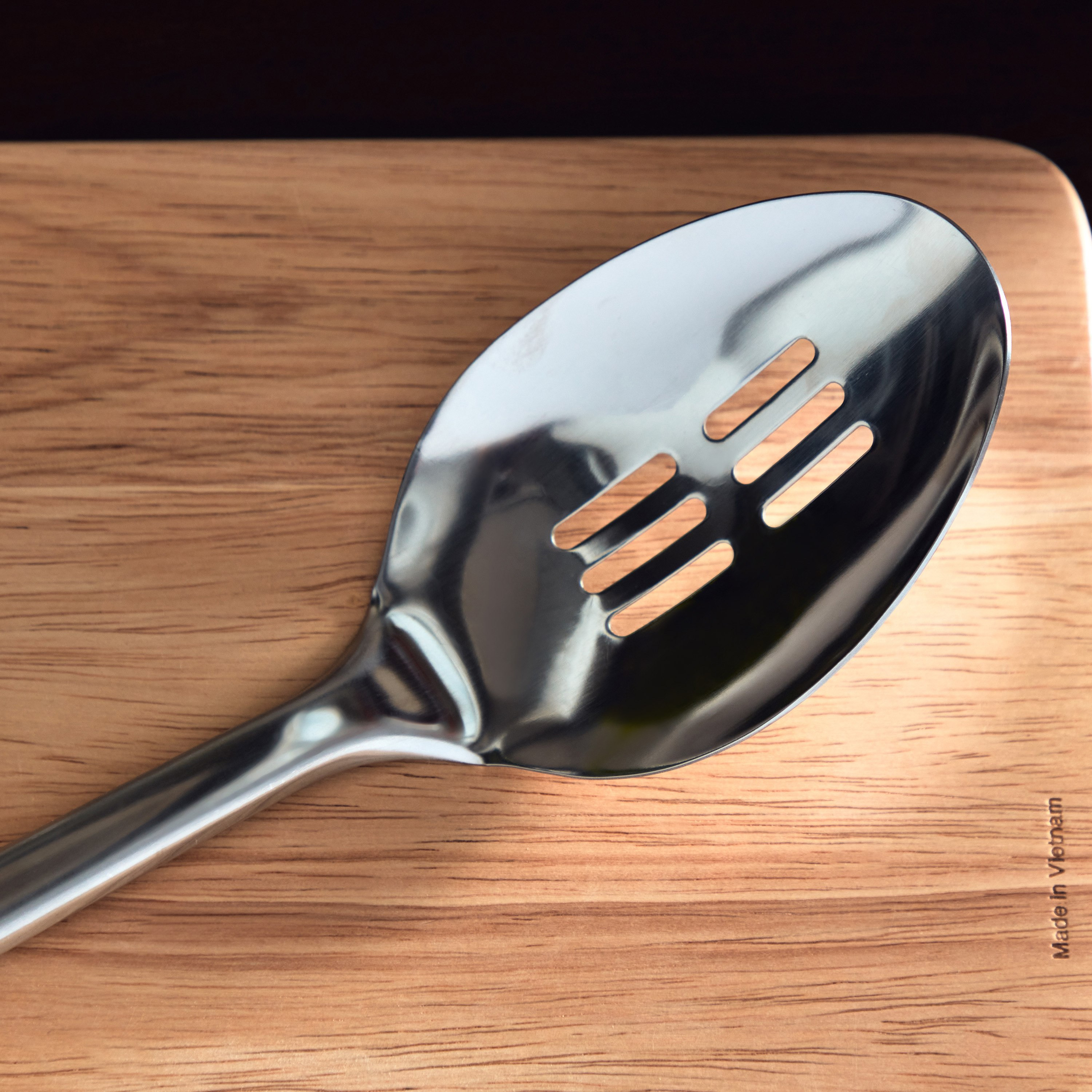 ملعقة تقديم بفتحات من إيكو جريب-hbxhomeware-hbxkitchen-image-2
