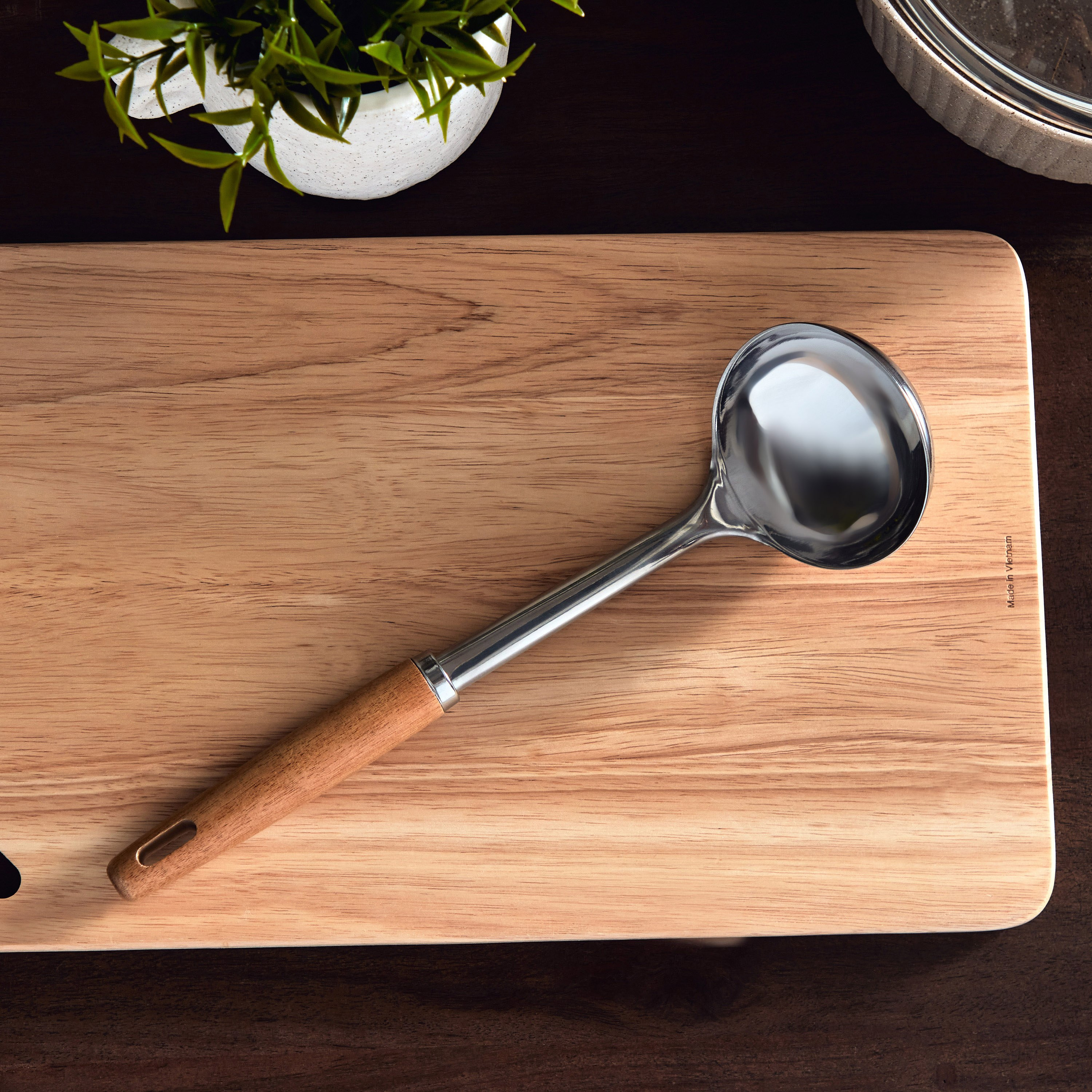 Eco Grip Soup Ladle-hbxhomeware-hbxkitchen-image-1