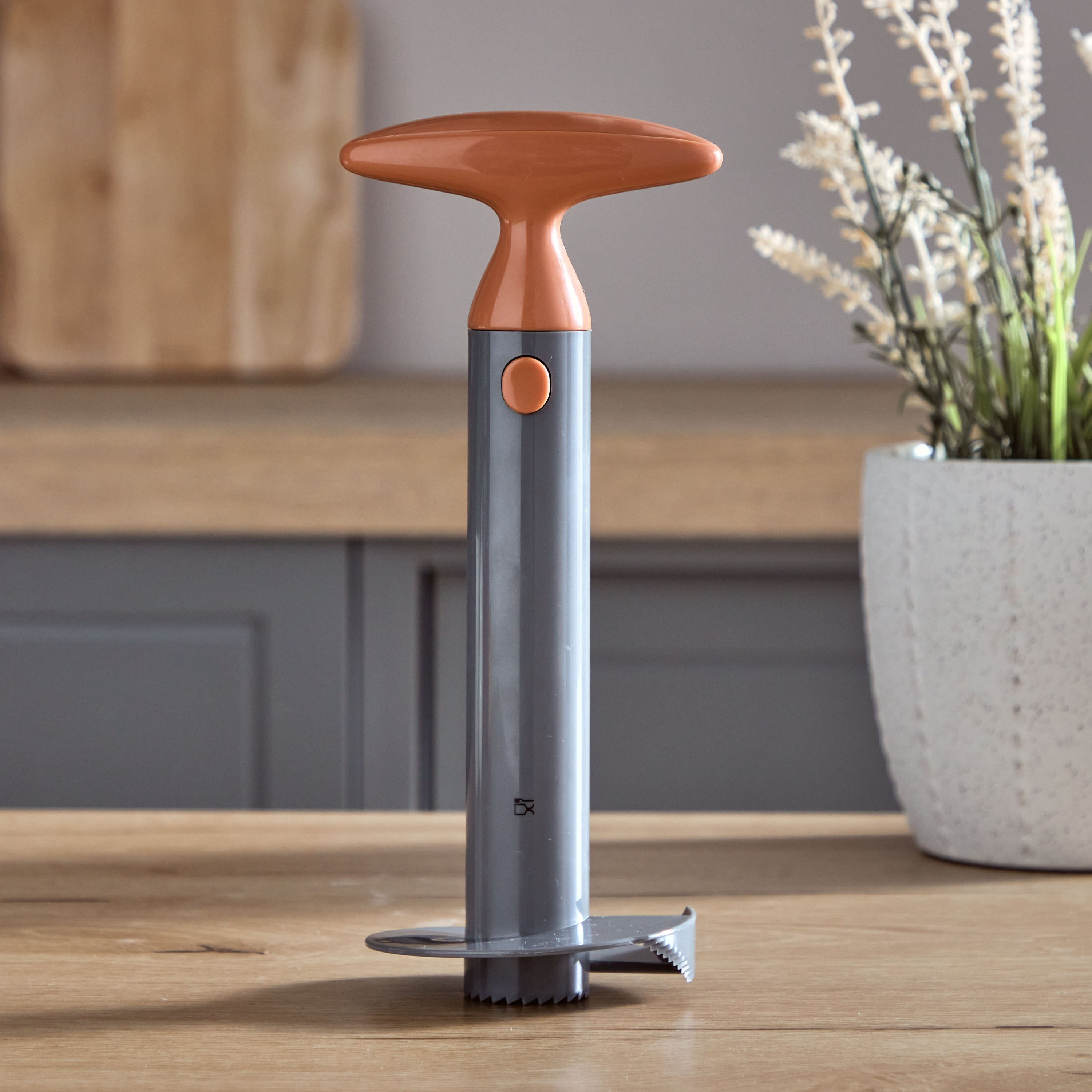 مقشرة أناناس من إيزي شيف-hbxhomeware-hbxkitchen-image-1