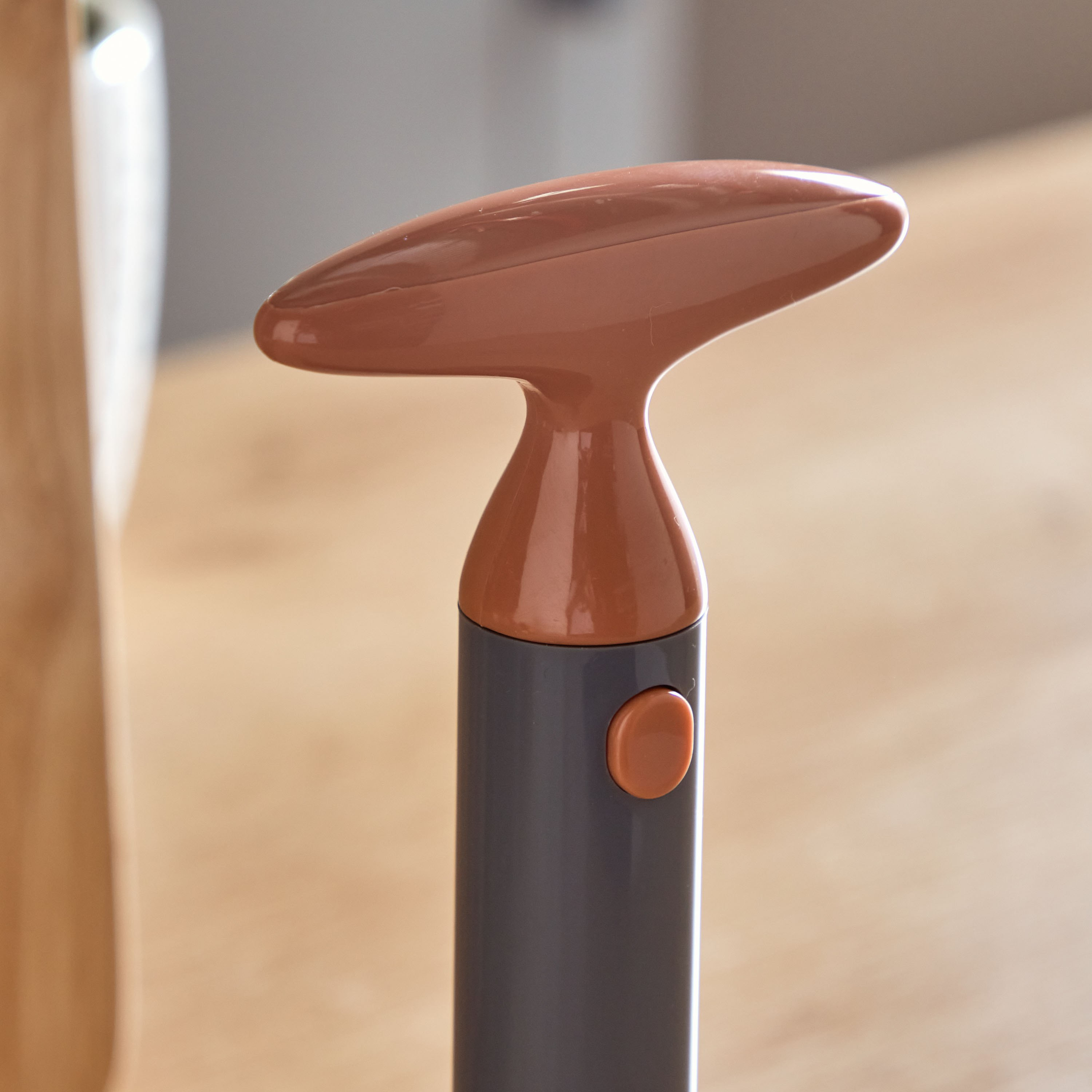 مقشرة أناناس من إيزي شيف-hbxhomeware-hbxkitchen-image-2