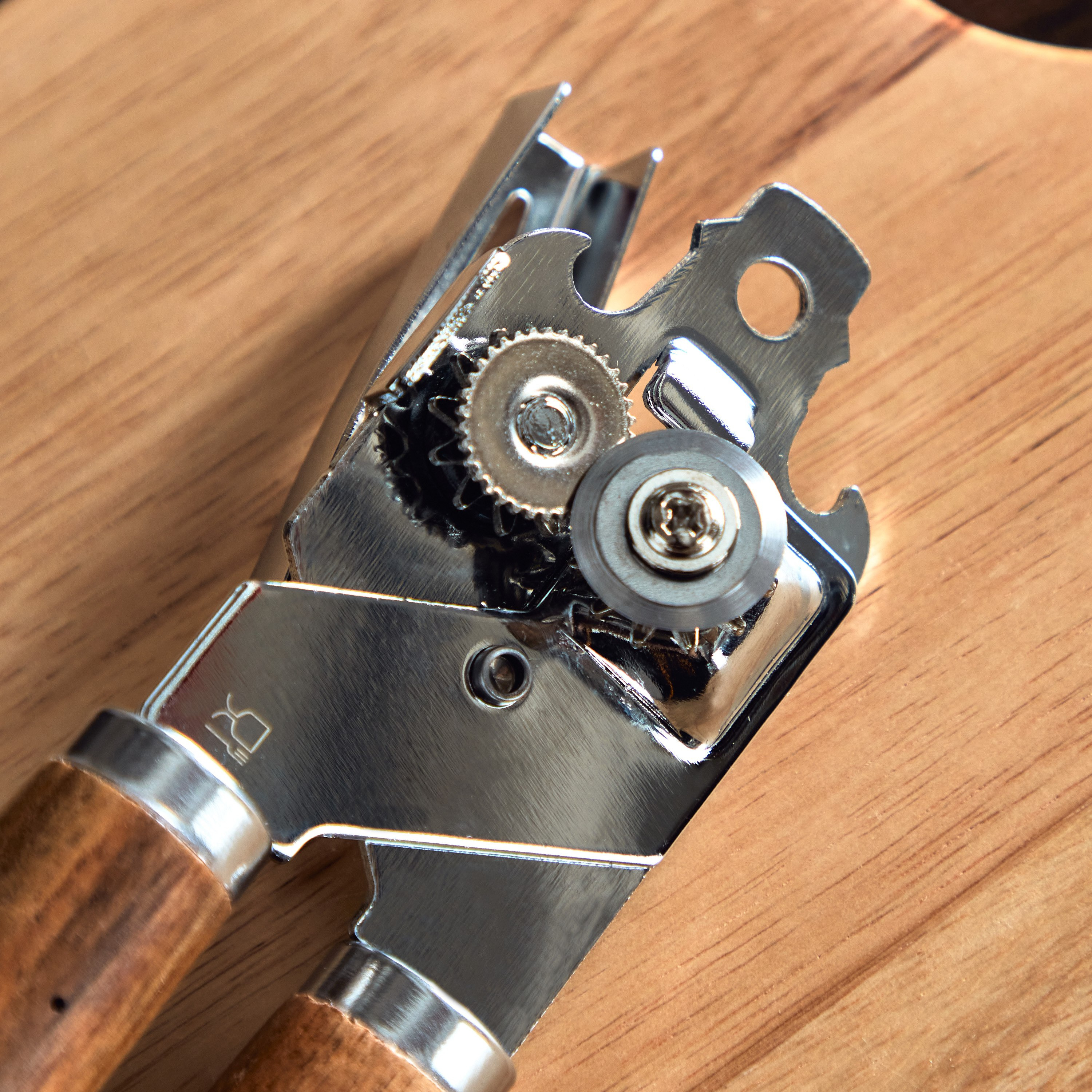 Eco Grip Can Opener-hbxhomeware-hbxkitchen-image-3