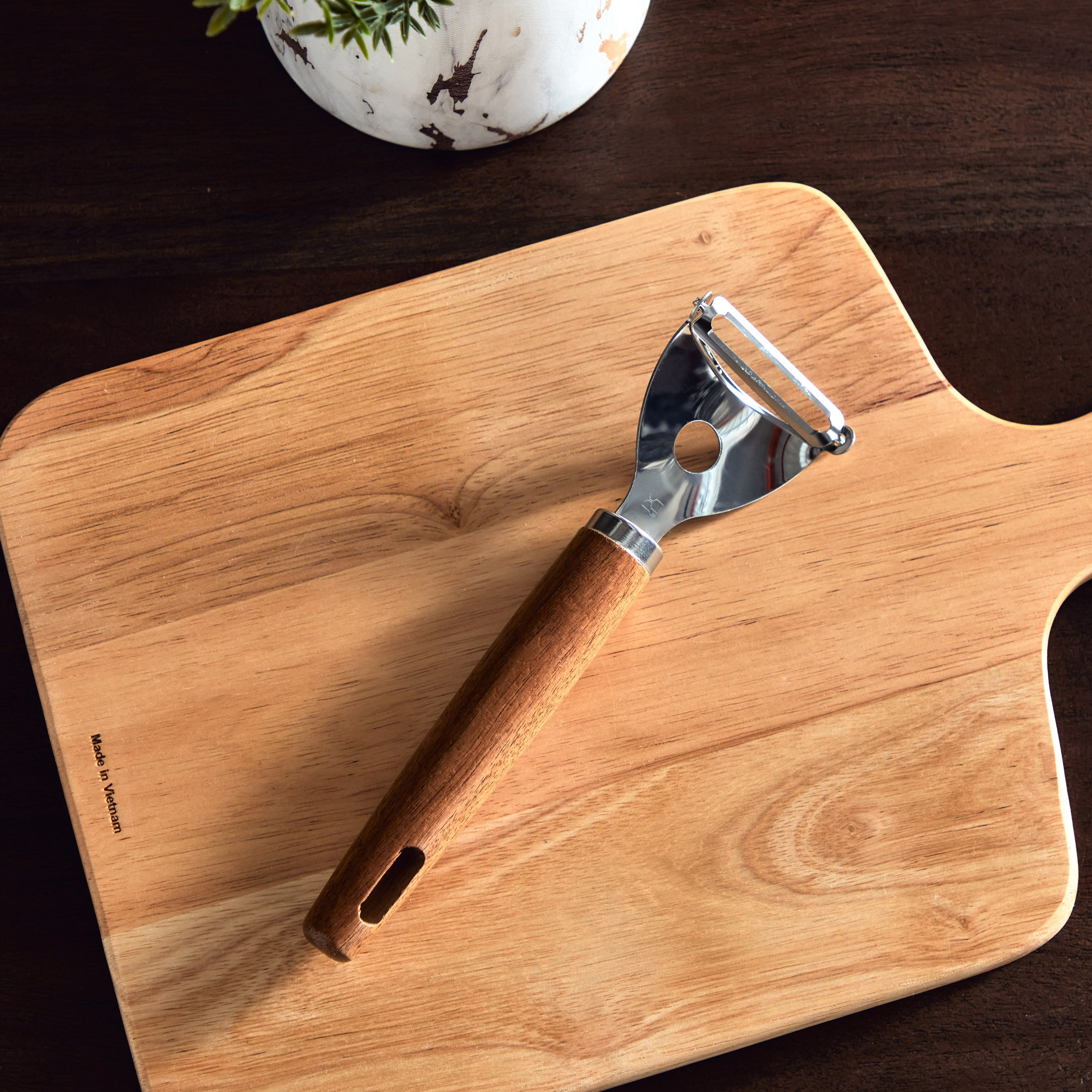 Eco Grip Peeler Y Shape-hbxhomeware-hbxkitchen-image-1