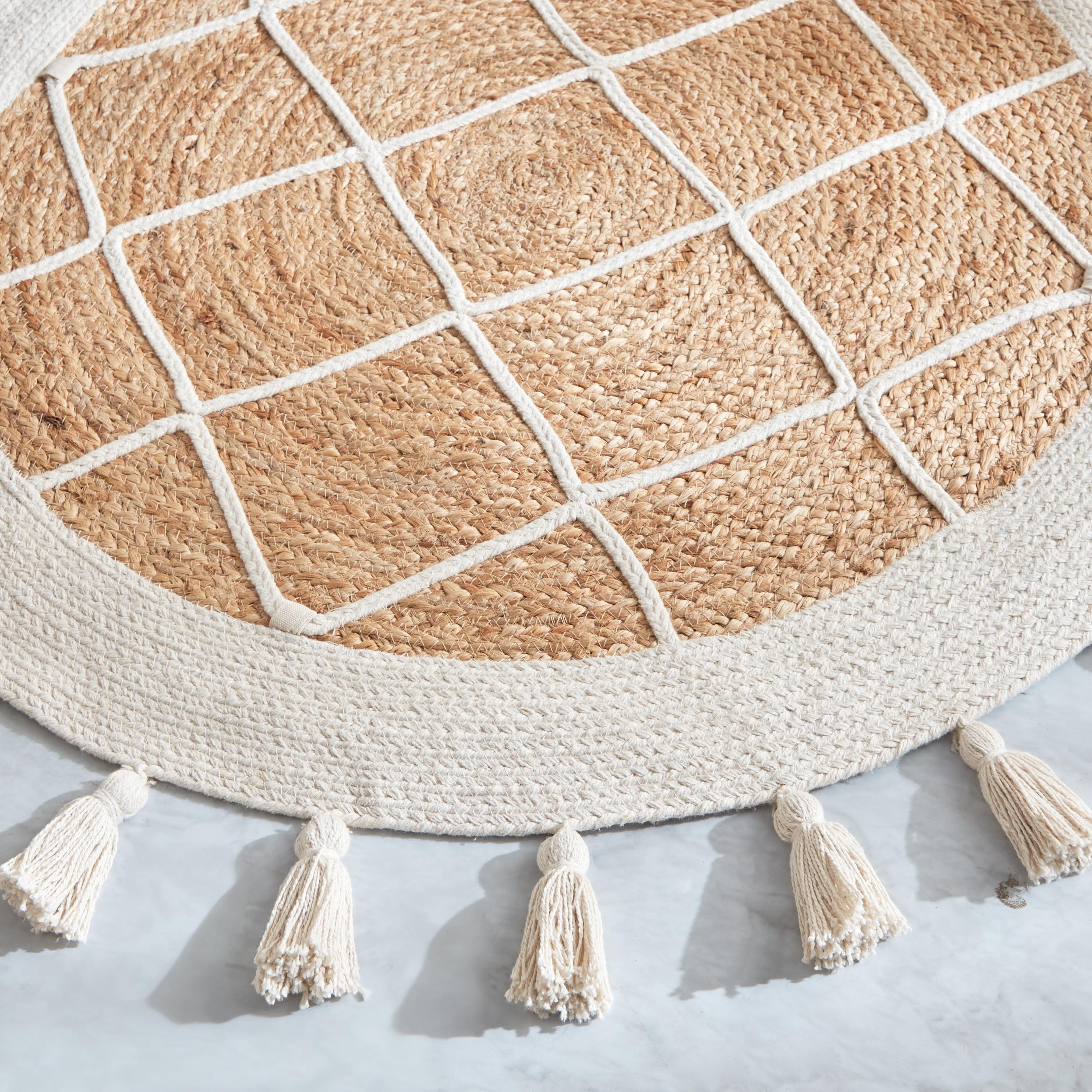 سجادة جوت مستديرة مصنوعة يدويًا من إيكو - 150 سم-hbxdecorandfurnishings-floorcoverings-rugs-image-3