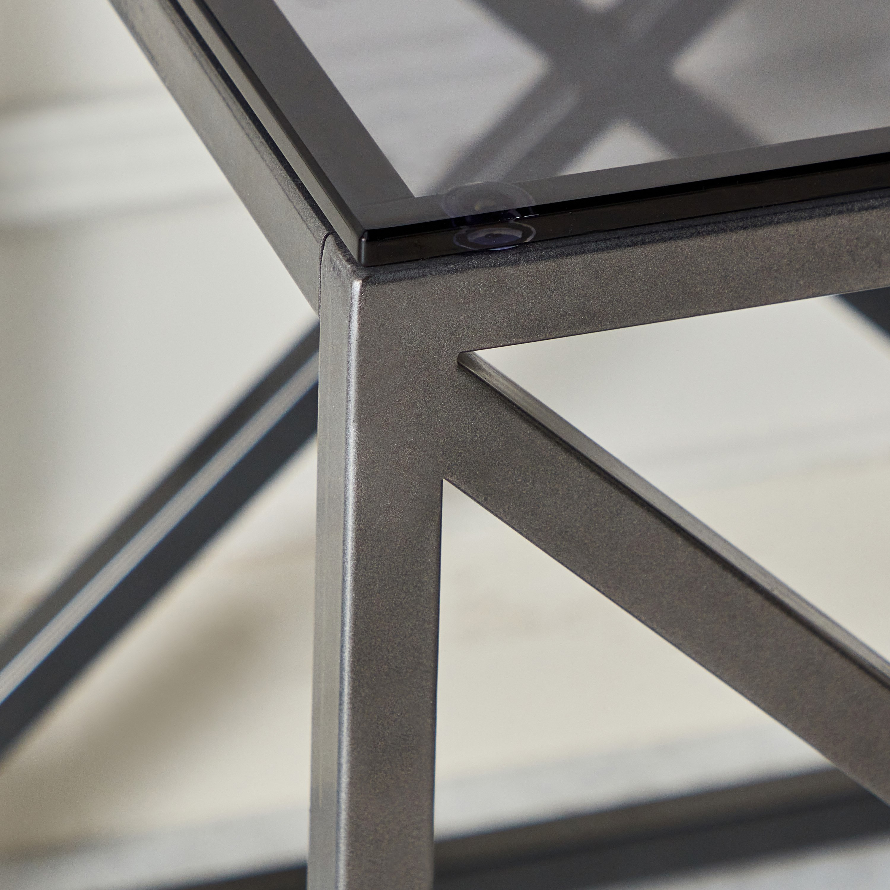 طاولة جانبية بسطح زجاج من ميلودي-hbxfurniture-livingroom-endtables-image-3