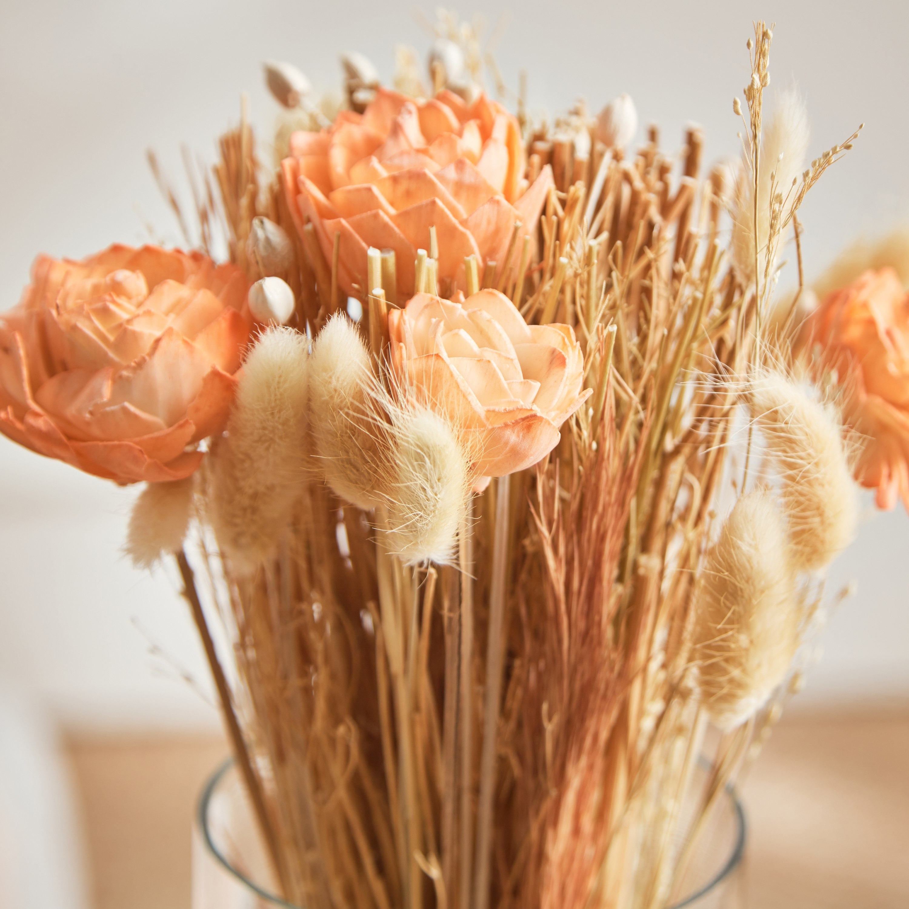 Miley Hand Tied Round Bouquet - 14x14x30 cm-hbxdecorandfurnishings-homeaccessories-artificialflowersandplants-image-2