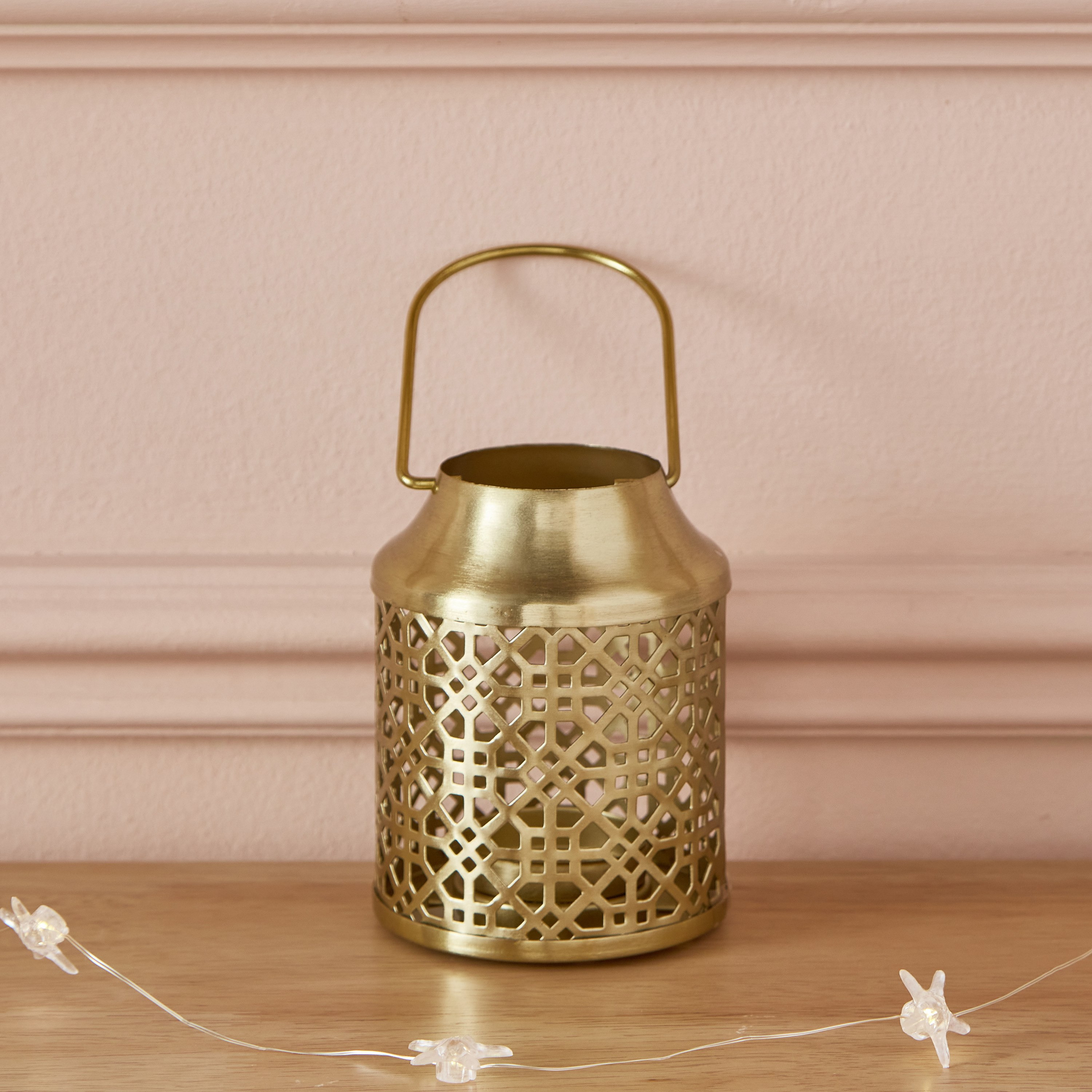 فانوس شموع صغيرة معدن من فيرف - 10x10x20 سم-hbxdecorandfurnishings-homeaccessories-lanterns-image-2