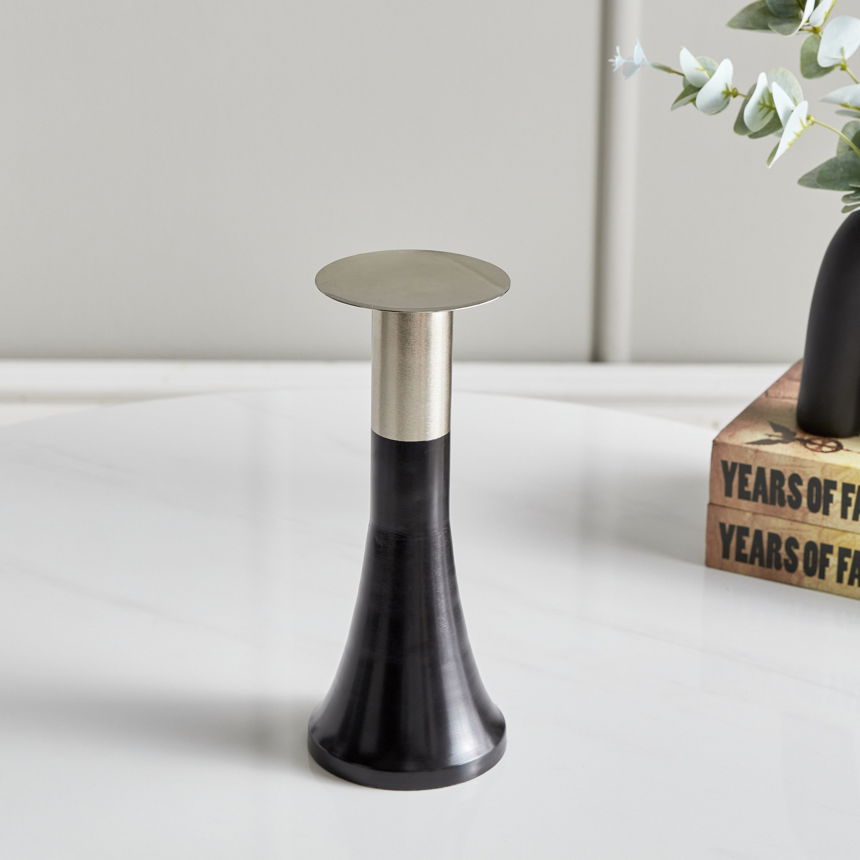 Verve Alluminium Pillar Candleholder - 8x8x24 cm-hbxlivingroom-decorandaccessories-candleholders-image-2