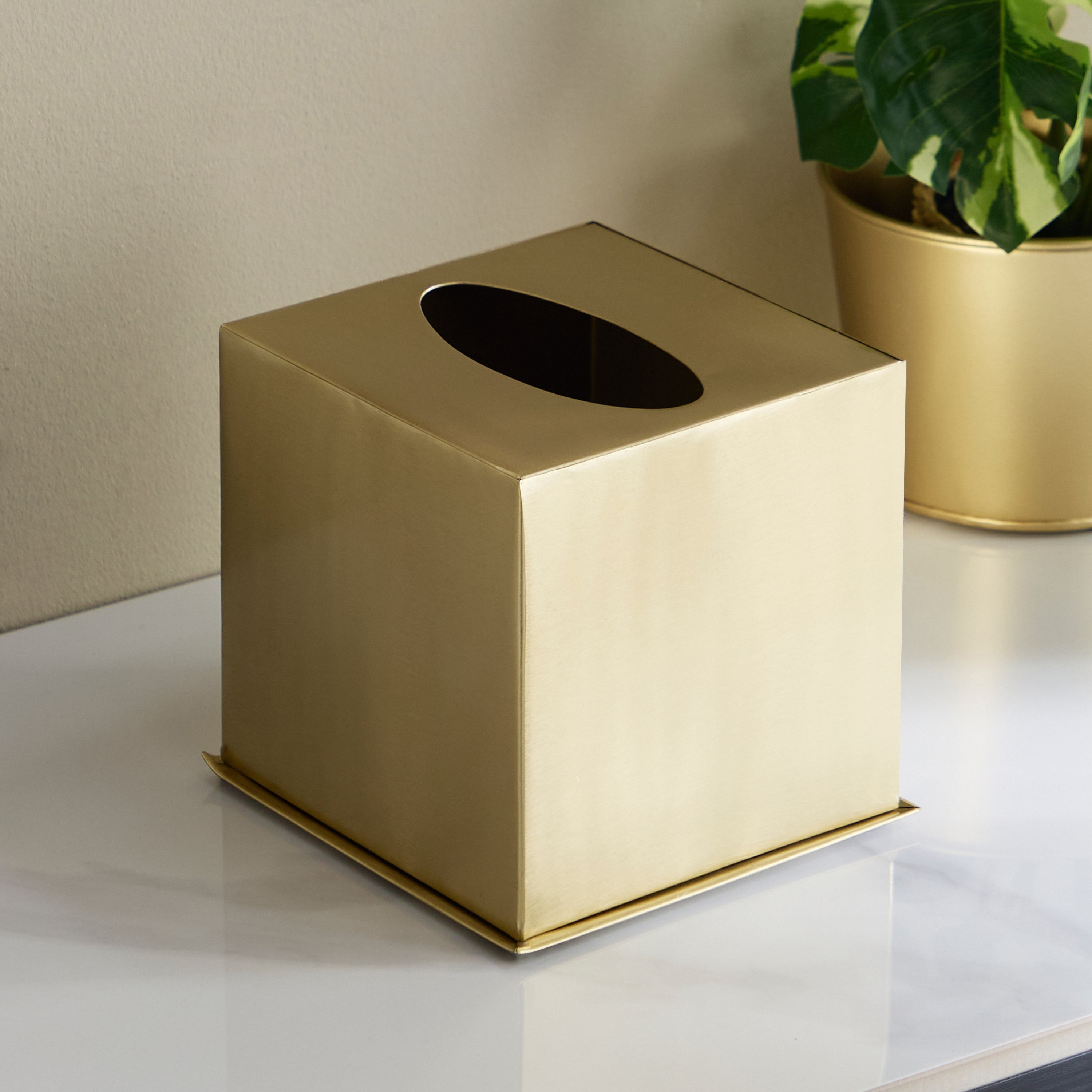 Verve Metal Tissue Holder - 13x13x15 cm-hbxdecorandfurnishings-homeaccessories-novelties-image-1